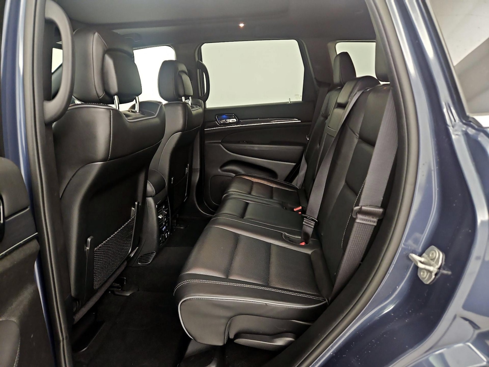 2020 Jeep Grand Cherokee Overland - Photo 22