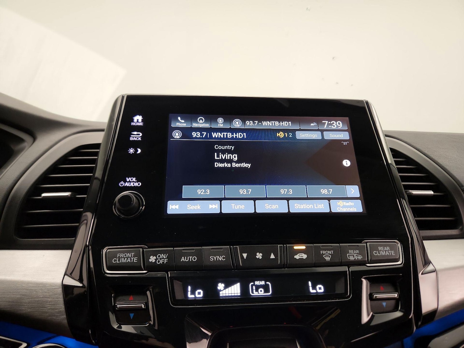 2023 Honda Odyssey Touring - Photo 17