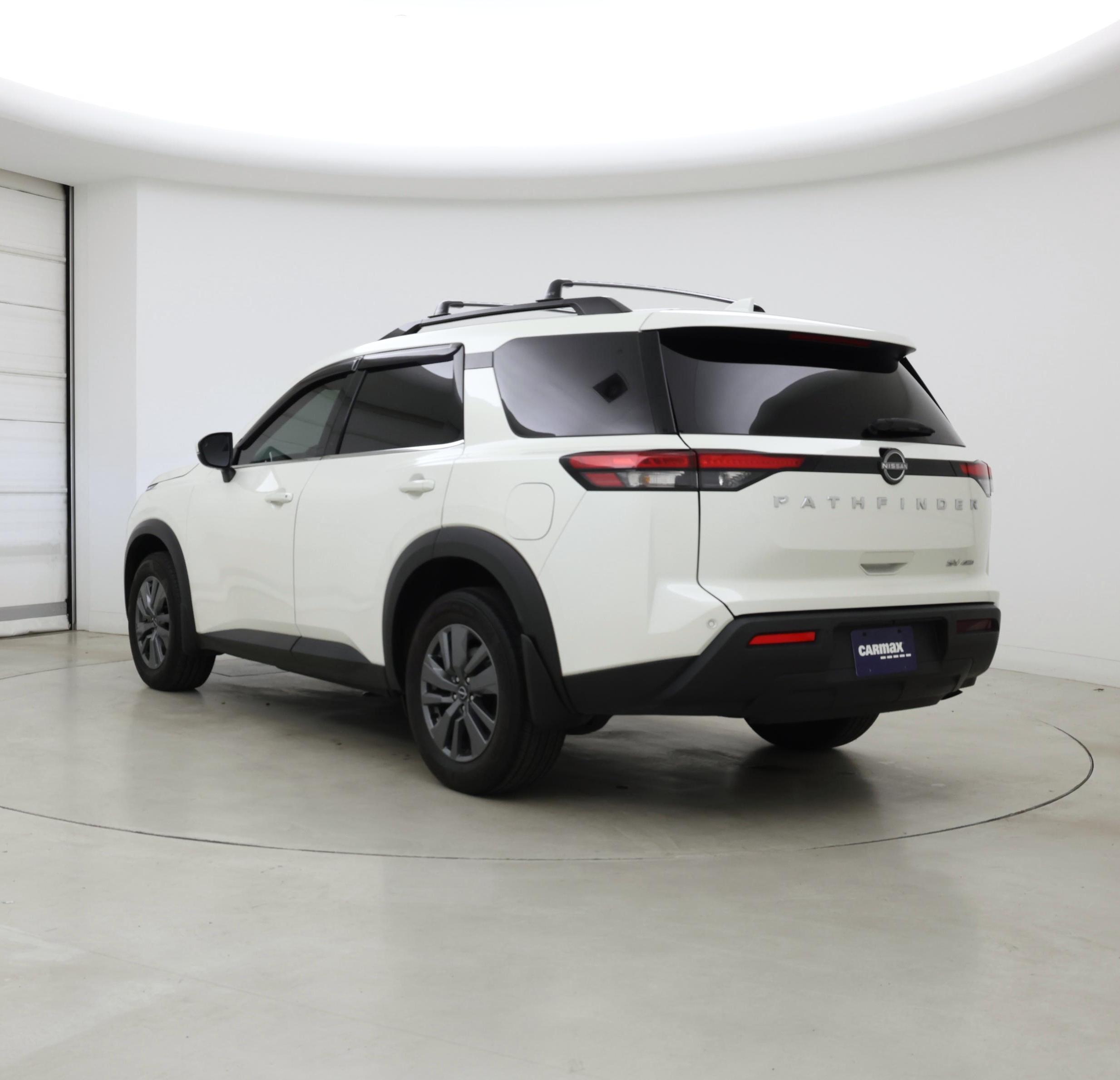 Thumbnail: 2024 Nissan Pathfinder - 2