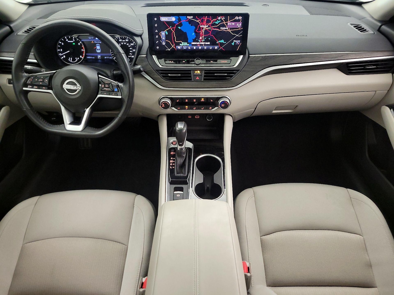2023 Nissan Altima SV - Photo 10