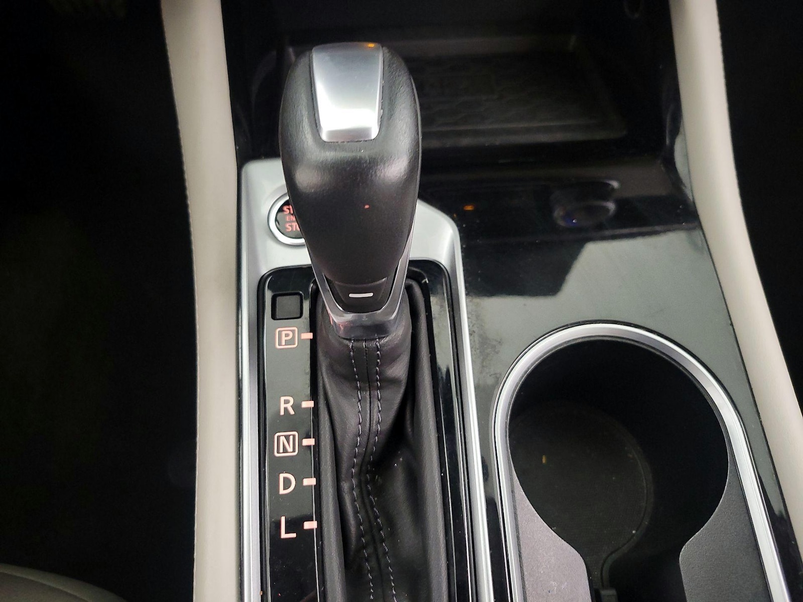 2023 Nissan Altima SV - Photo 19