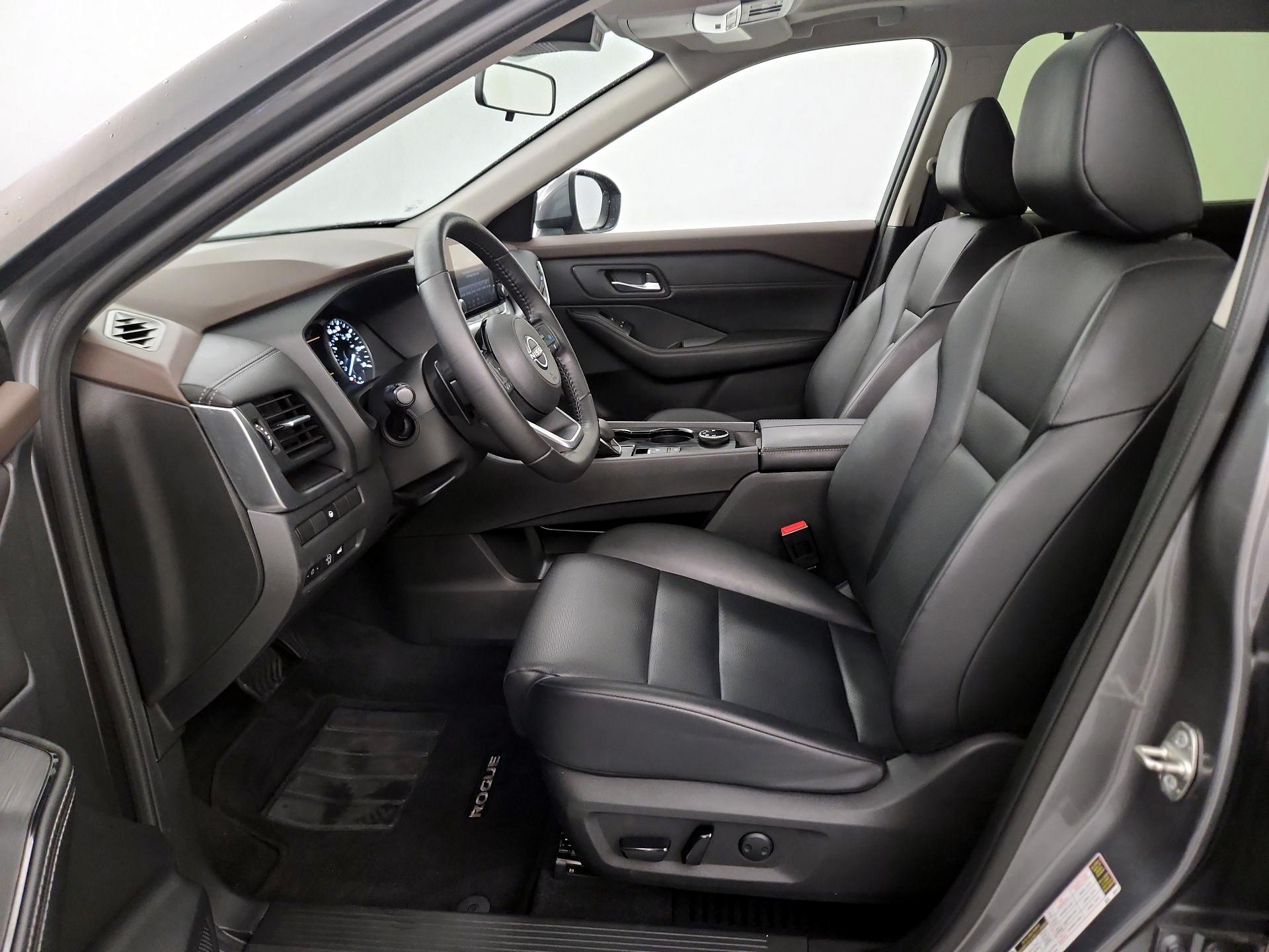Thumbnail: 2023 Nissan Rogue - 11