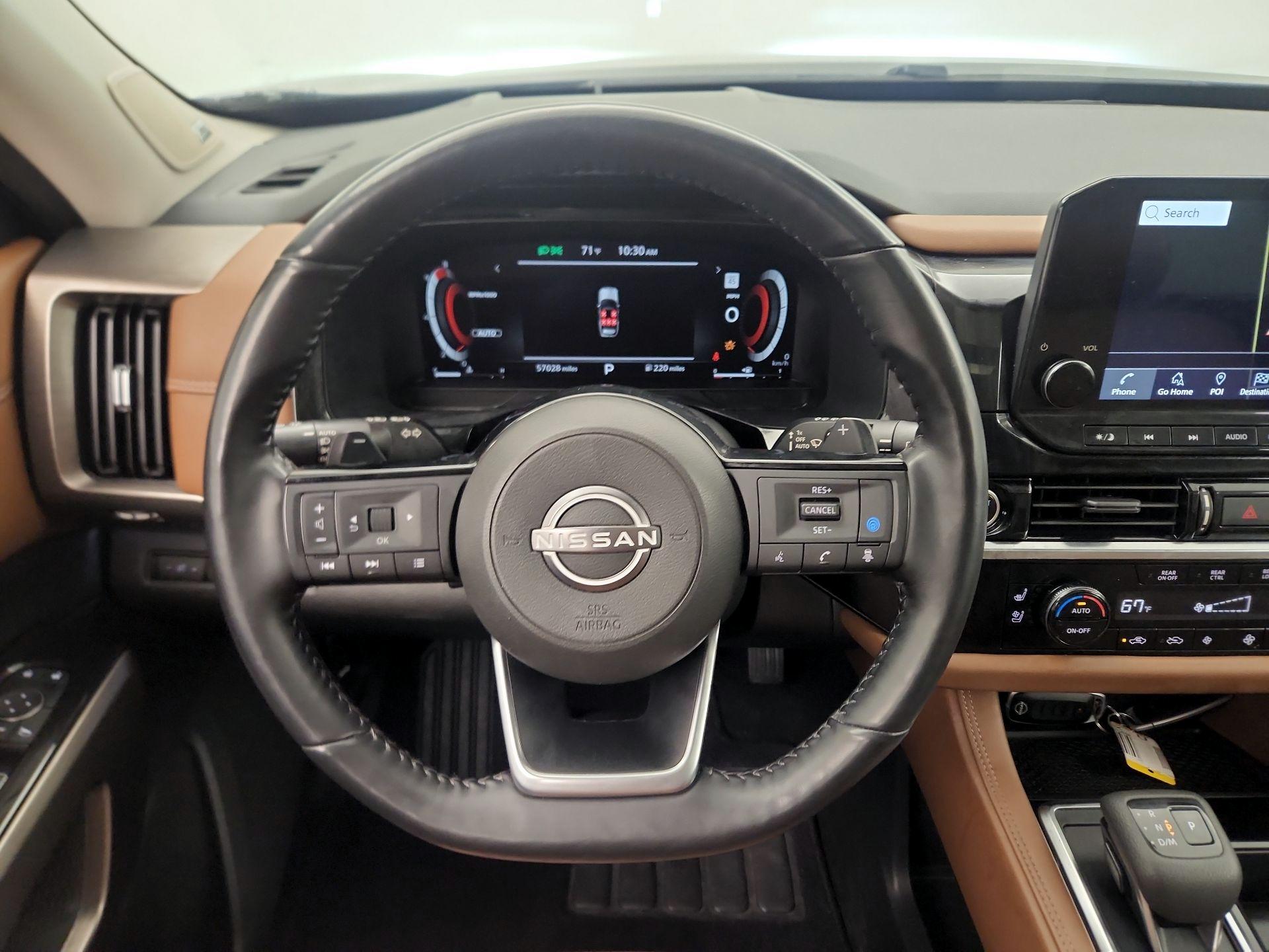 Thumbnail: 2023 Nissan Pathfinder - 10