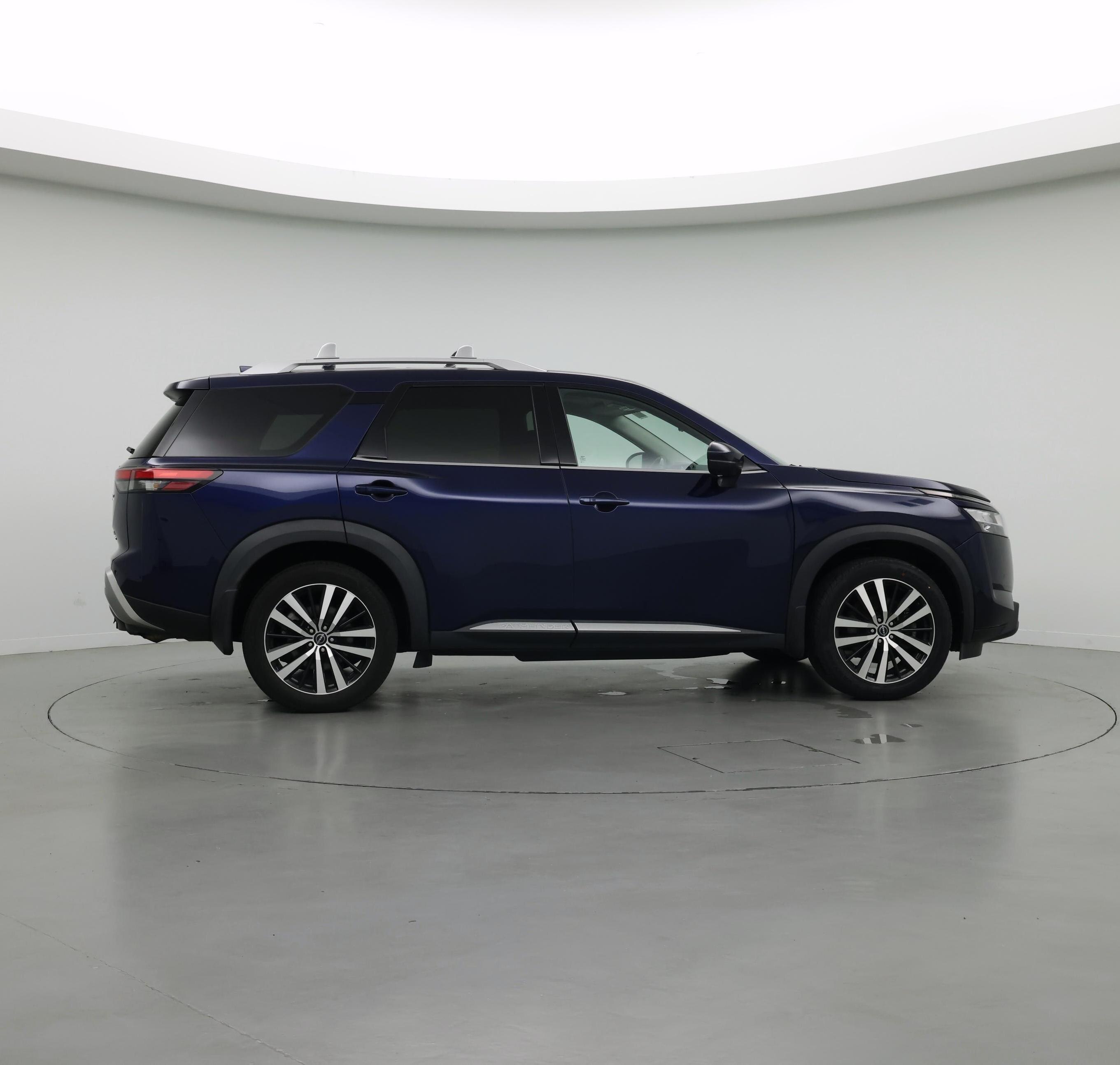 Thumbnail: 2023 Nissan Pathfinder - 7