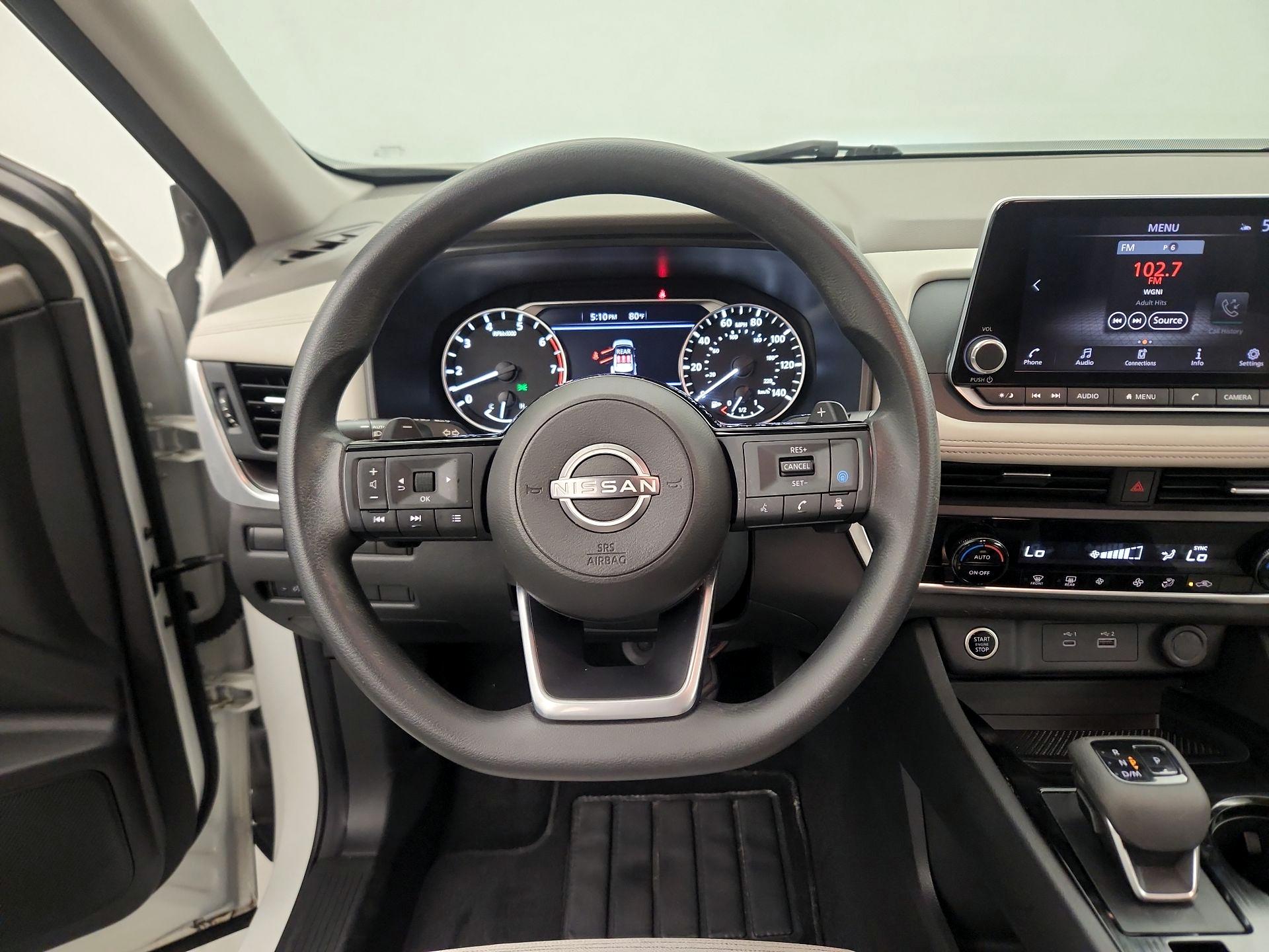 Thumbnail: 2023 Nissan Rogue - 10