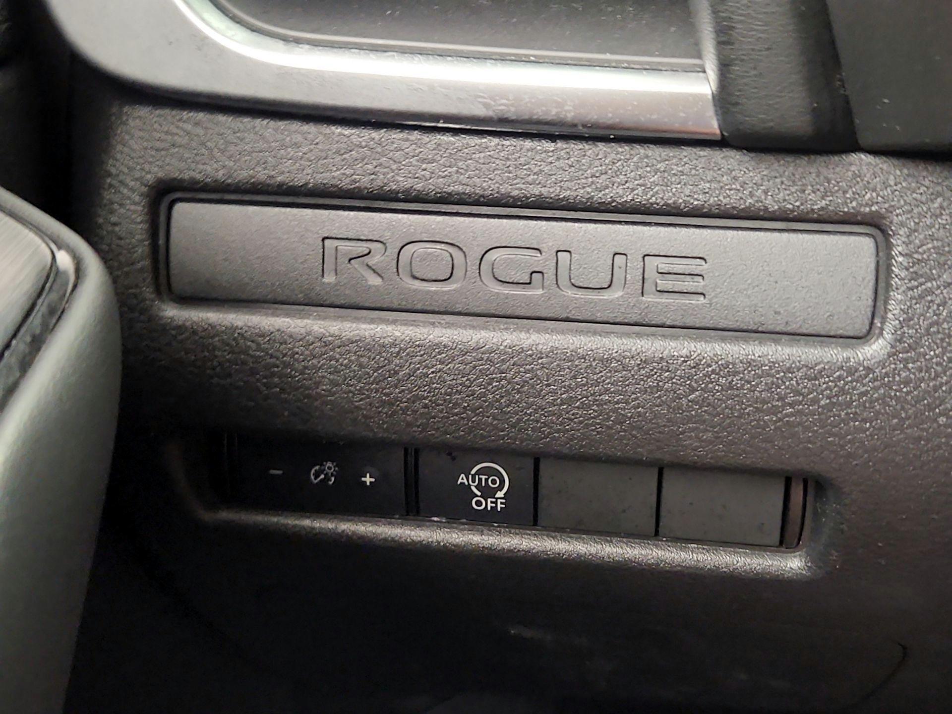 Thumbnail: 2023 Nissan Rogue - 13