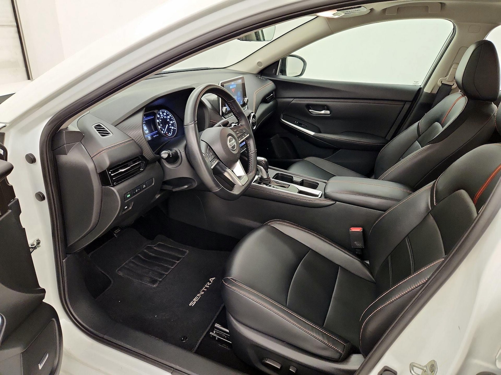 2023 Nissan Sentra SR - Photo 12