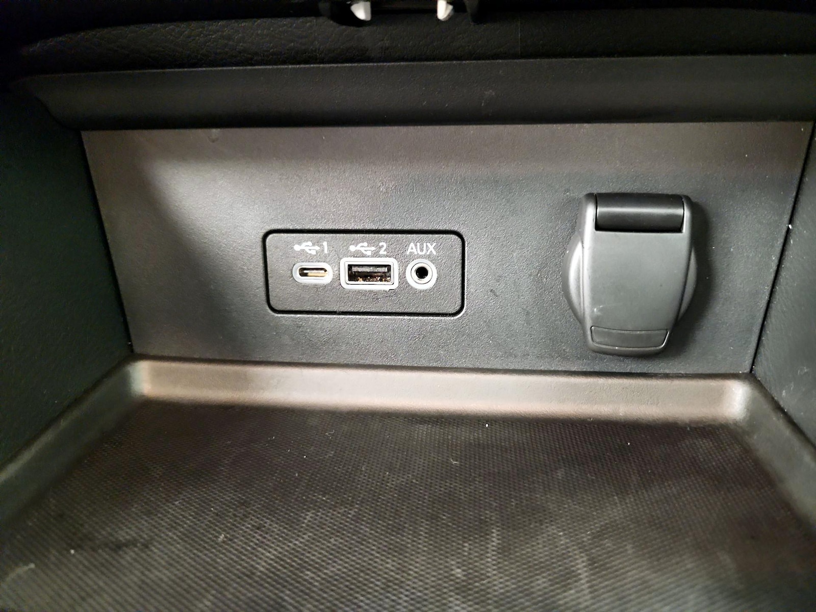 2023 Nissan Sentra SR - Photo 19