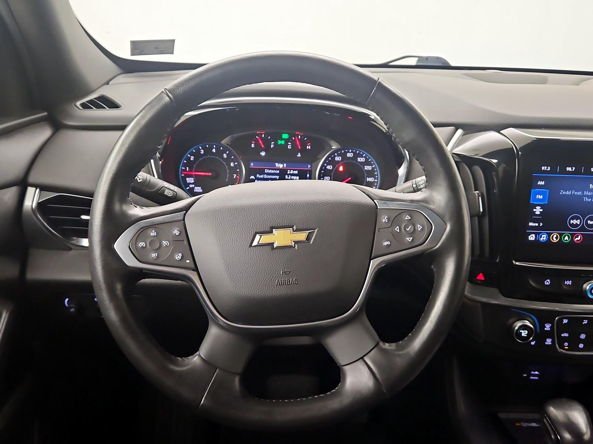 Thumbnail: 2022 Chevrolet Traverse - 10