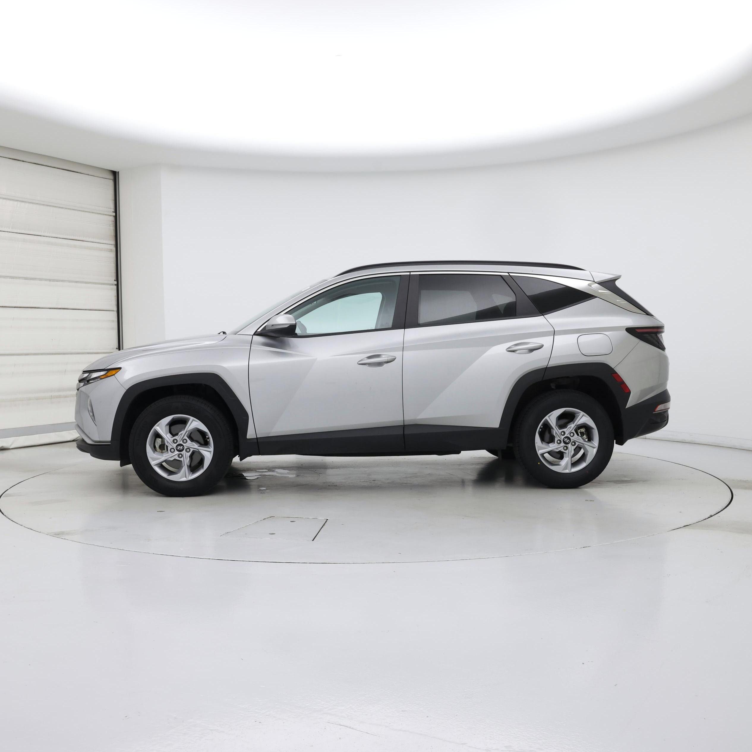 Thumbnail: 2023 Hyundai Tucson - 3