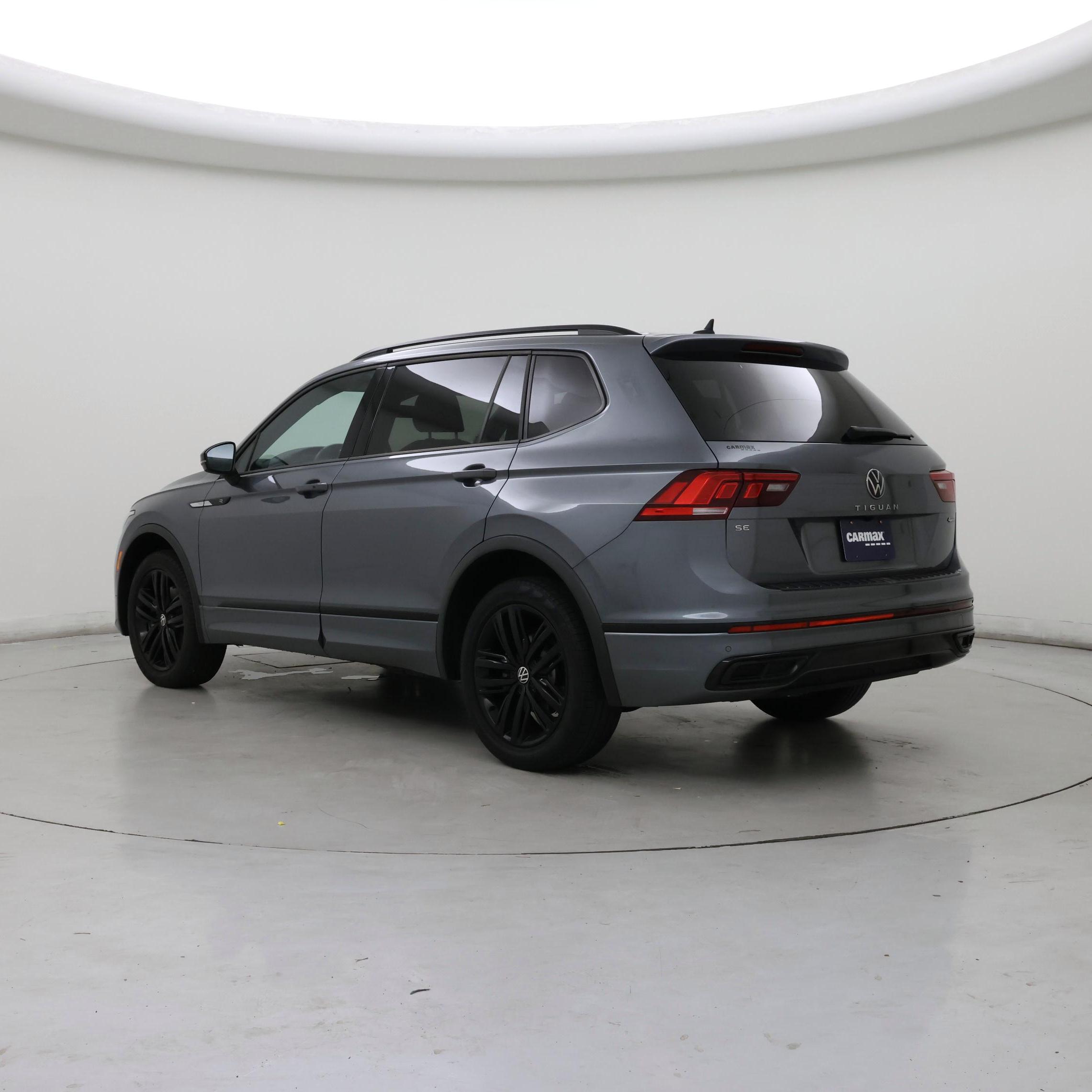 Thumbnail: 2022 Volkswagen Tiguan - 2