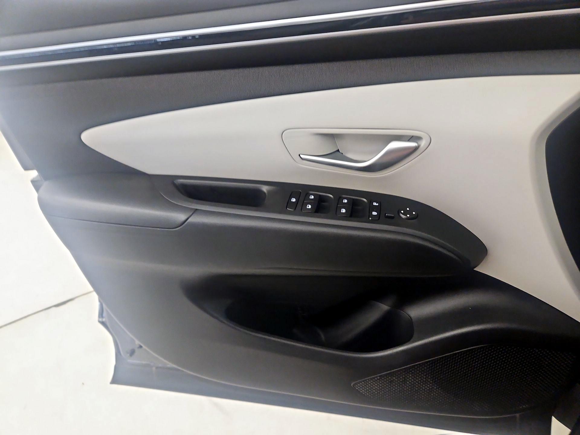 Thumbnail: 2024 Hyundai Tucson - 12