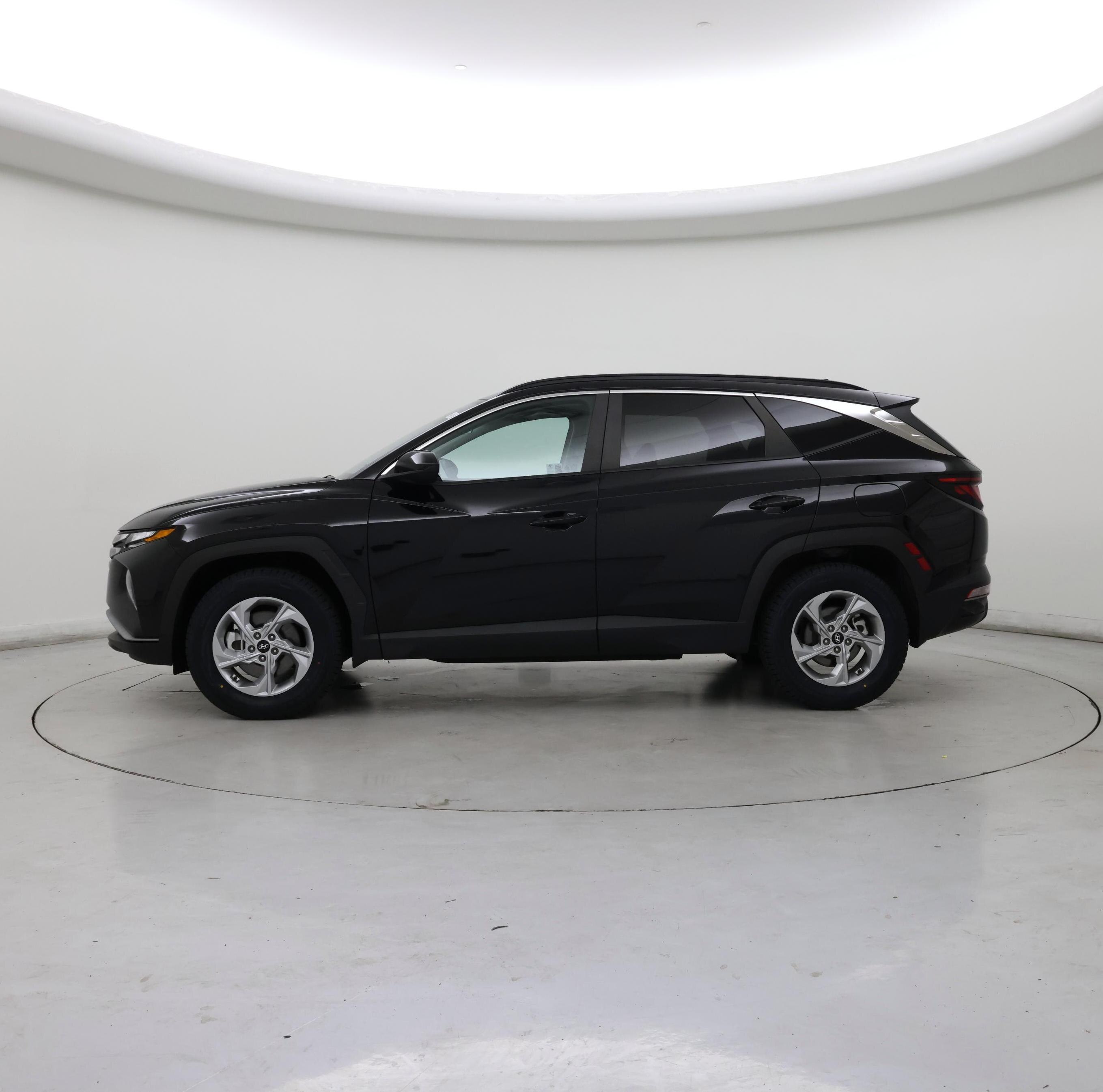 Thumbnail: 2024 Hyundai Tucson - 3