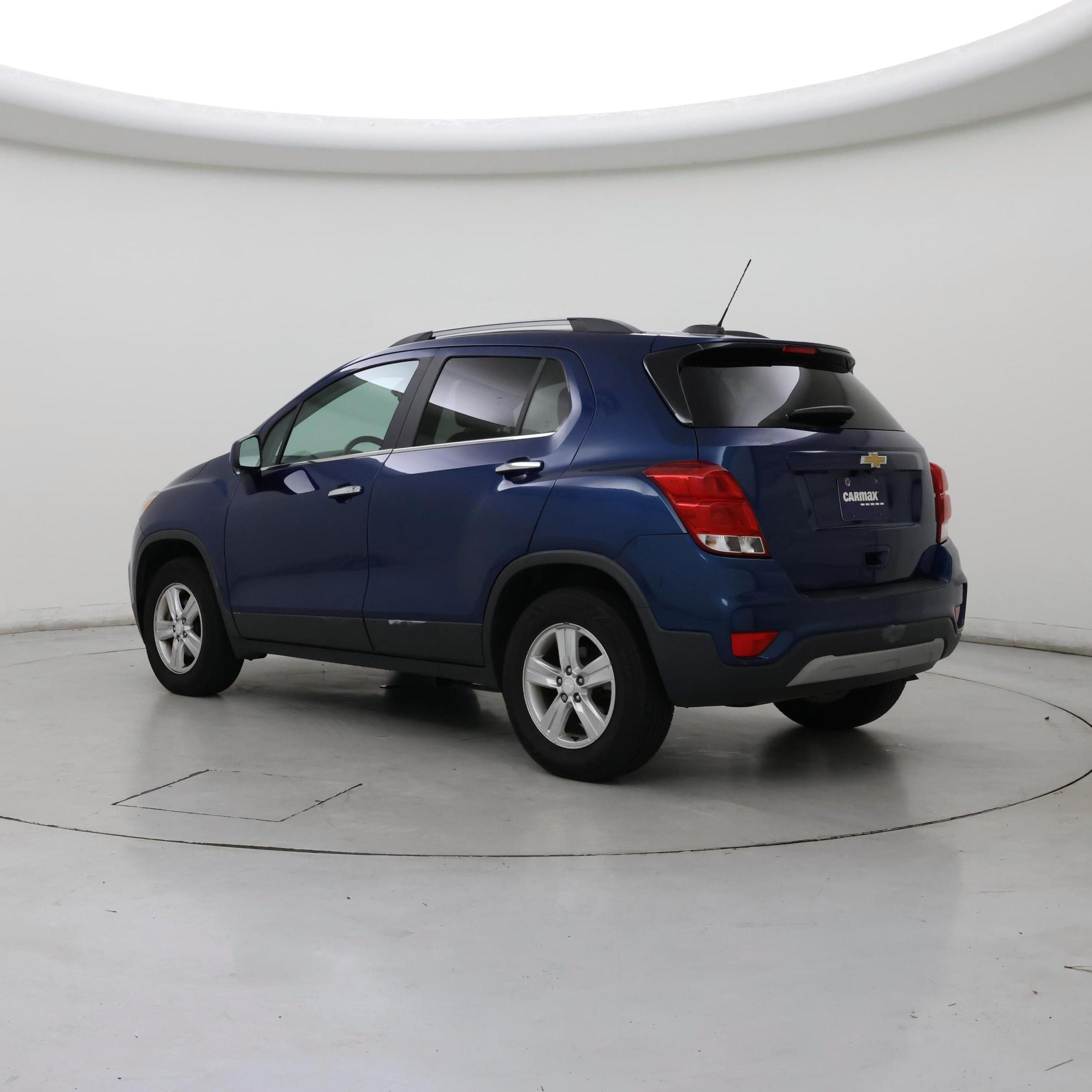 Thumbnail: 2020 Chevrolet Trax - 2