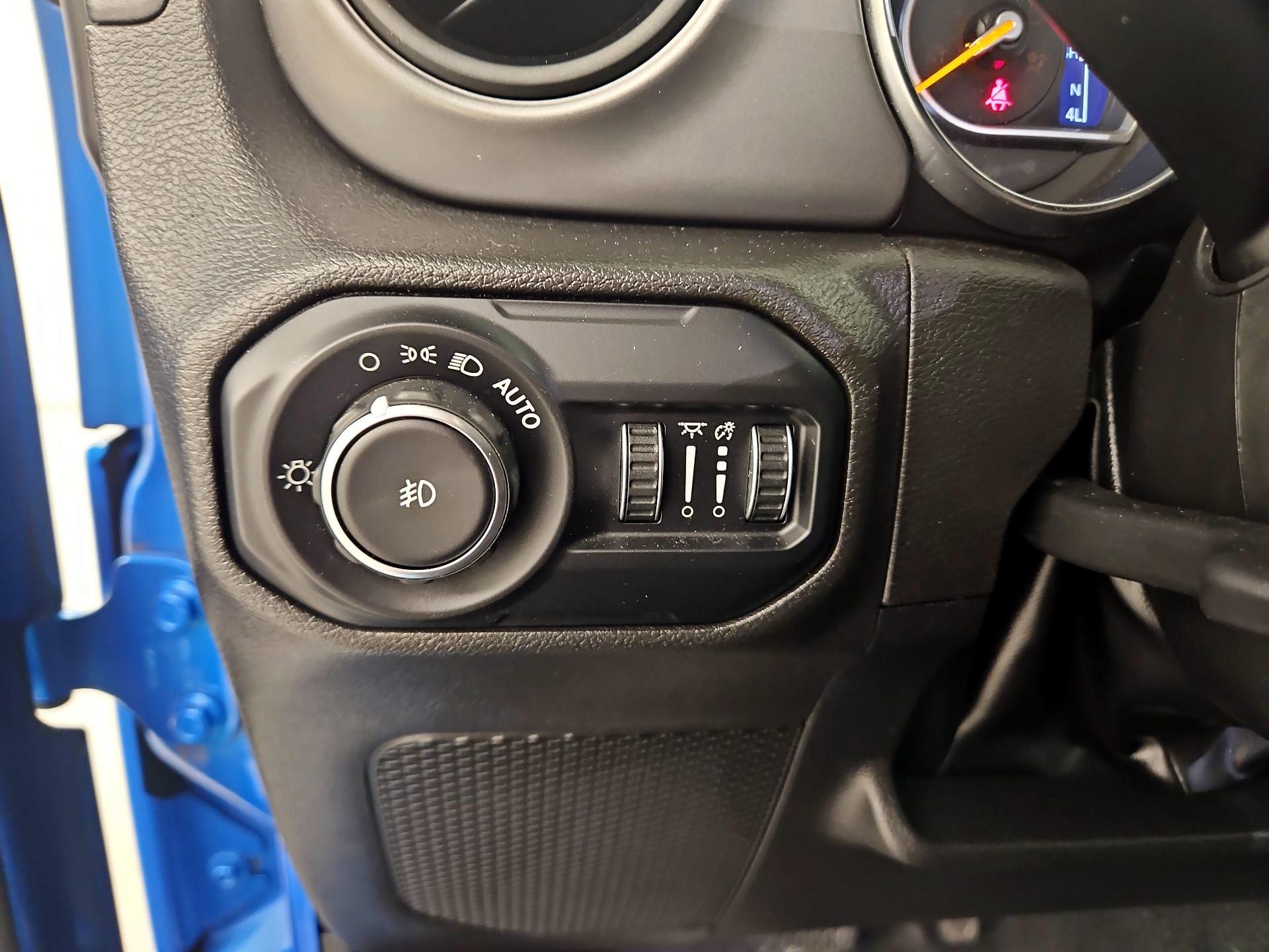 Thumbnail: 2022 Jeep Wrangler - 13