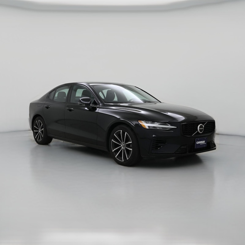2023 Volvo S60 Recharge PHEV T8 Plus Dark Theme
