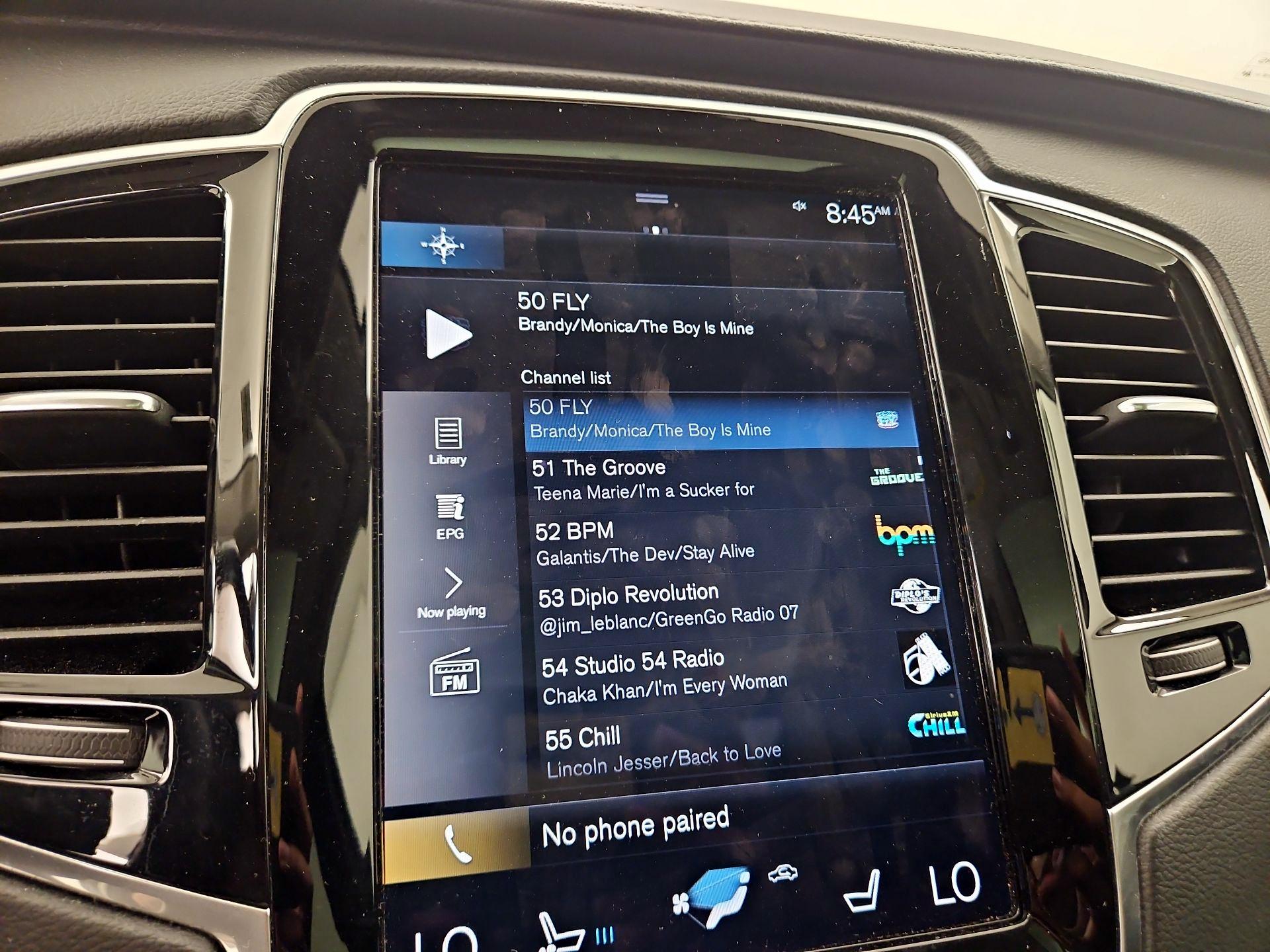 Thumbnail: 2022 Volvo XC90 - 15