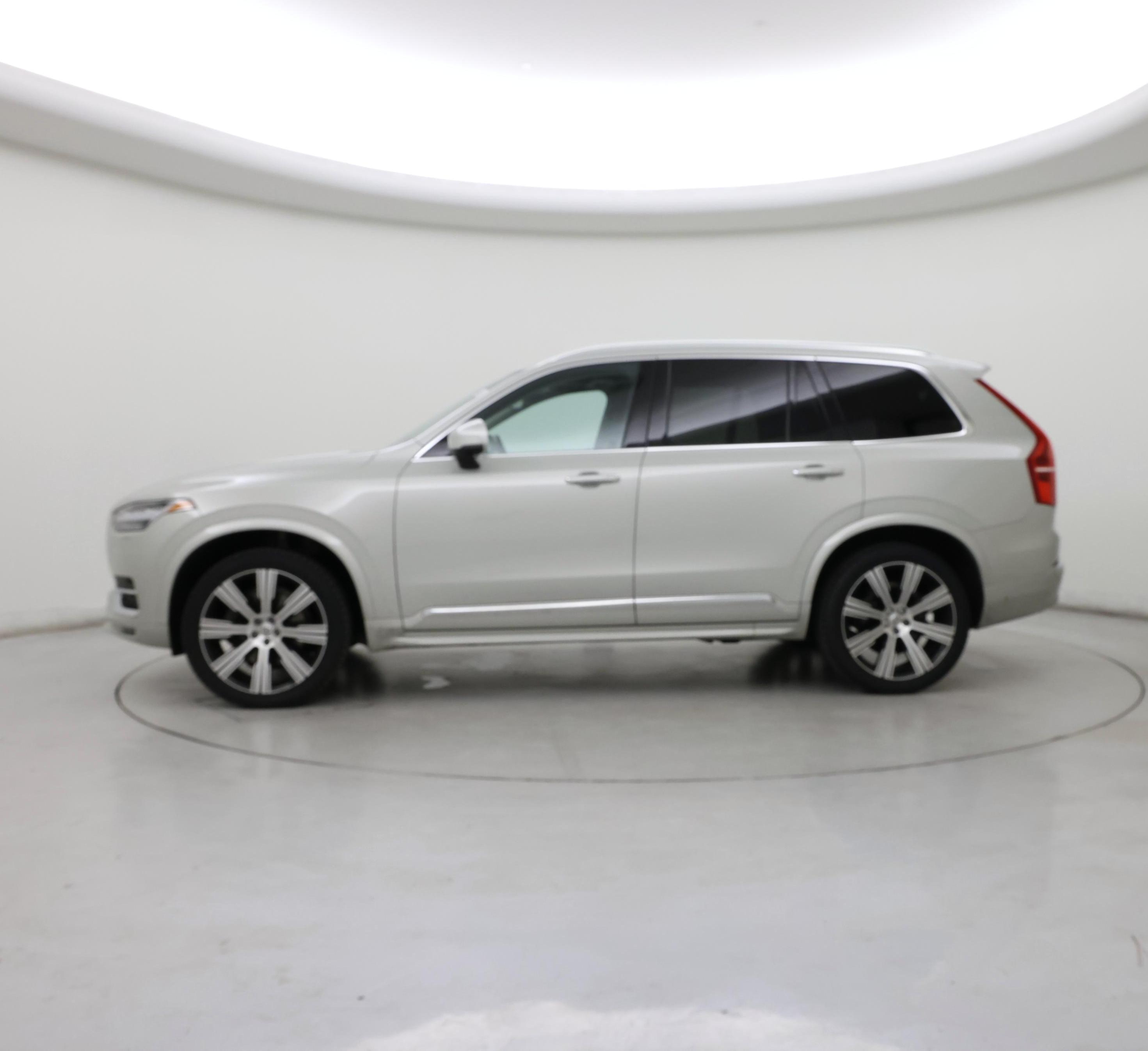 Thumbnail: 2022 Volvo XC90 - 3