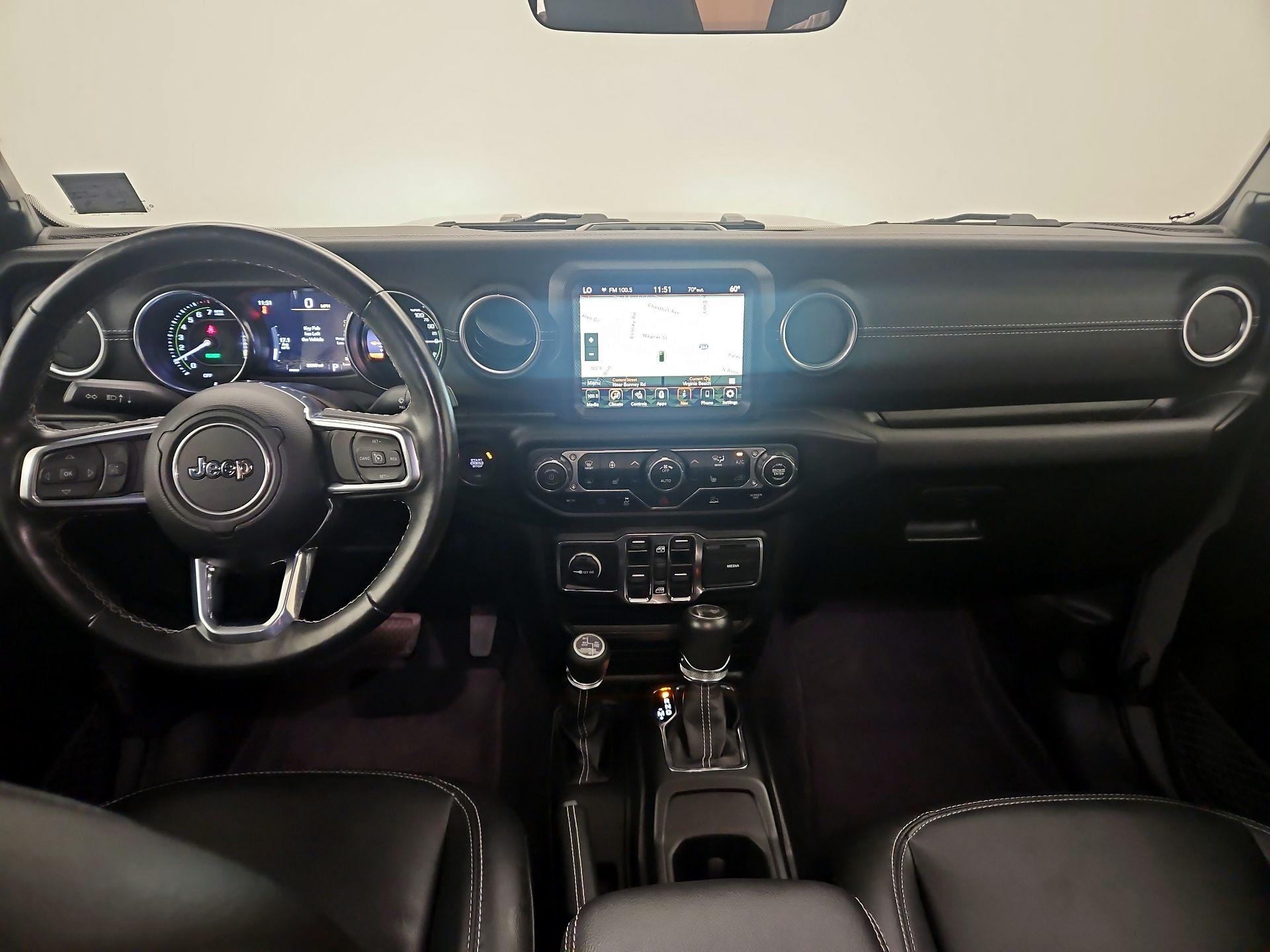 Thumbnail: 2023 Jeep Wrangler - 9