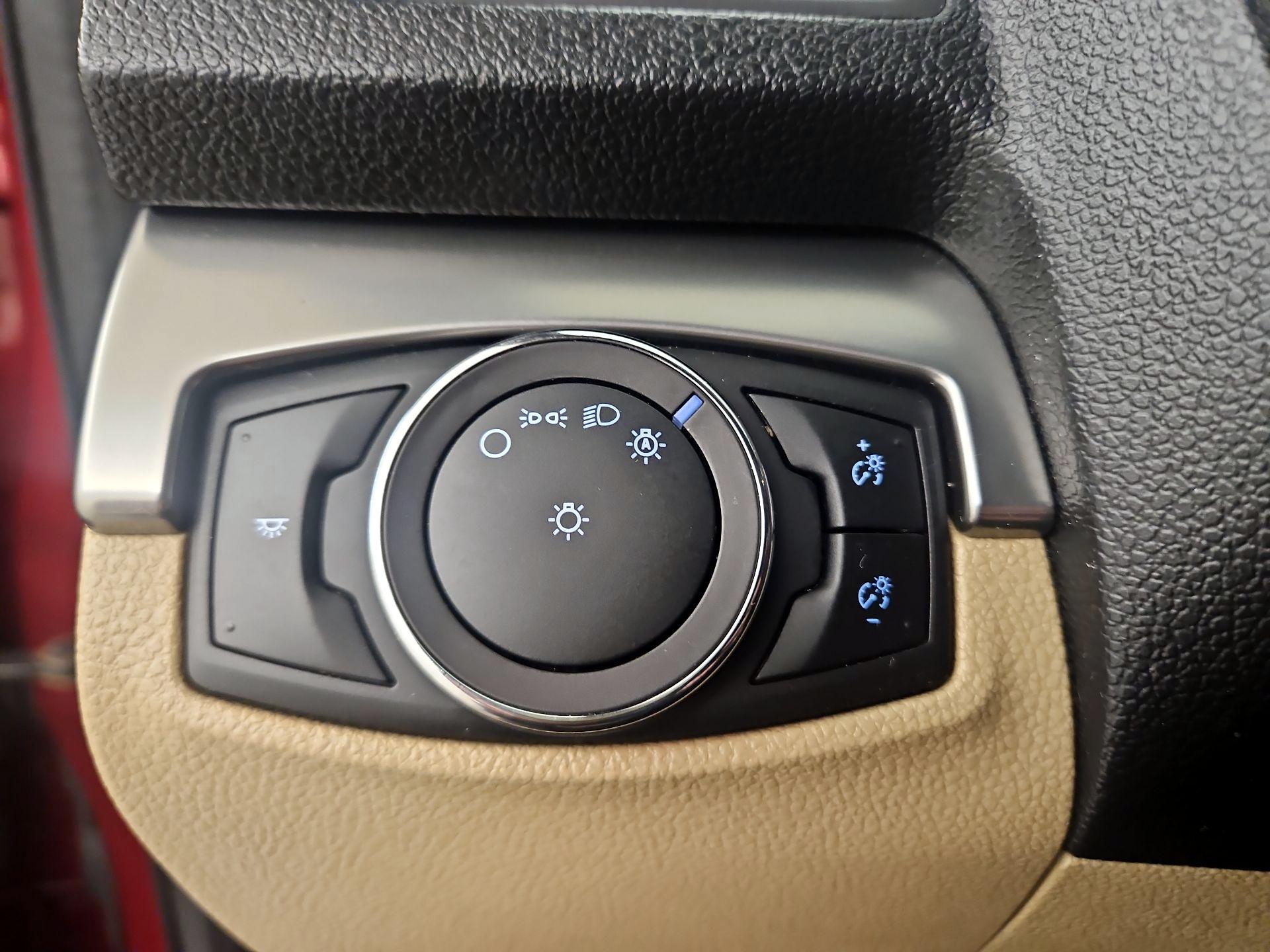 Thumbnail: 2017 Ford Explorer - 13