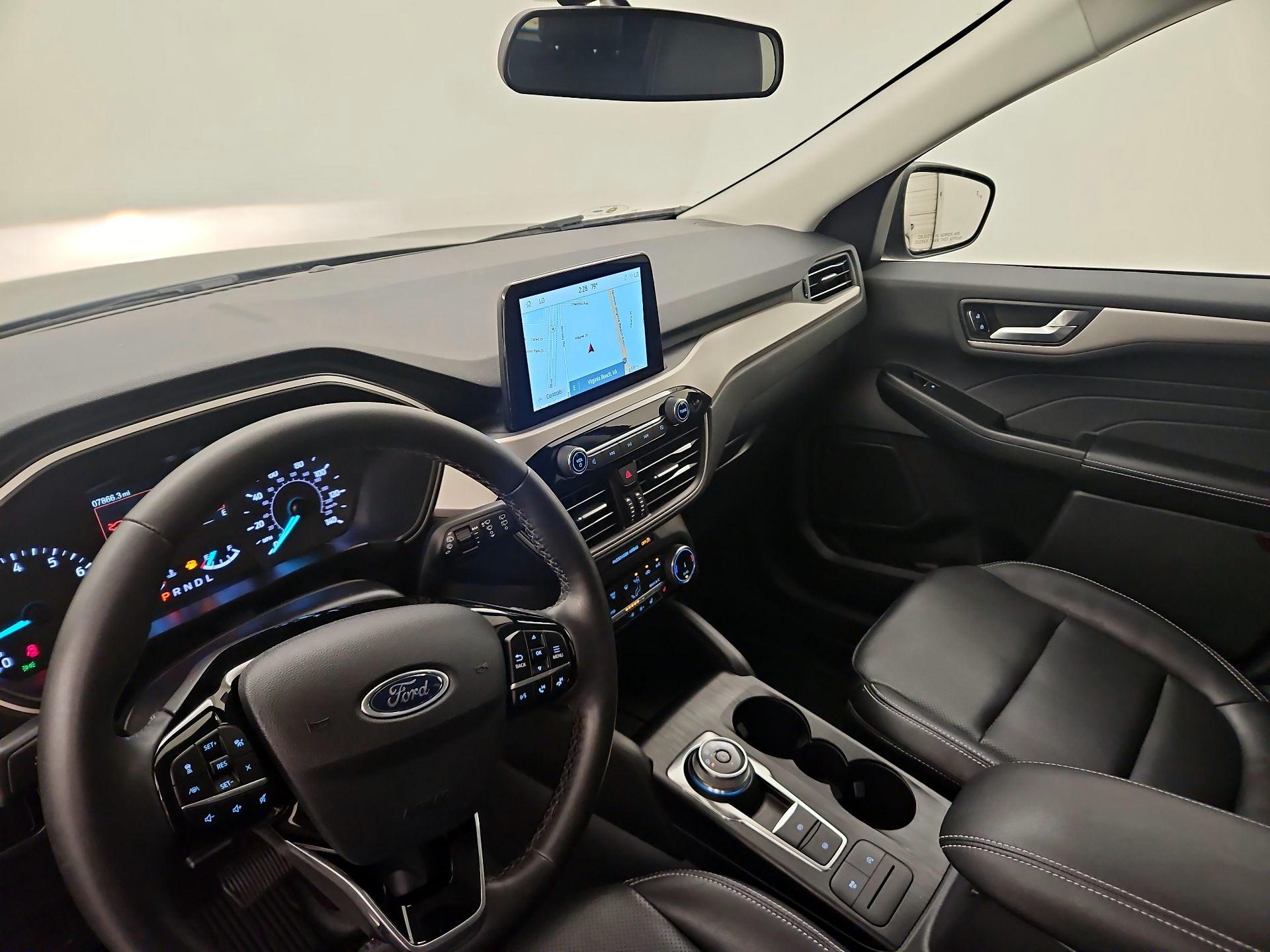Thumbnail: 2022 Ford Escape - 9