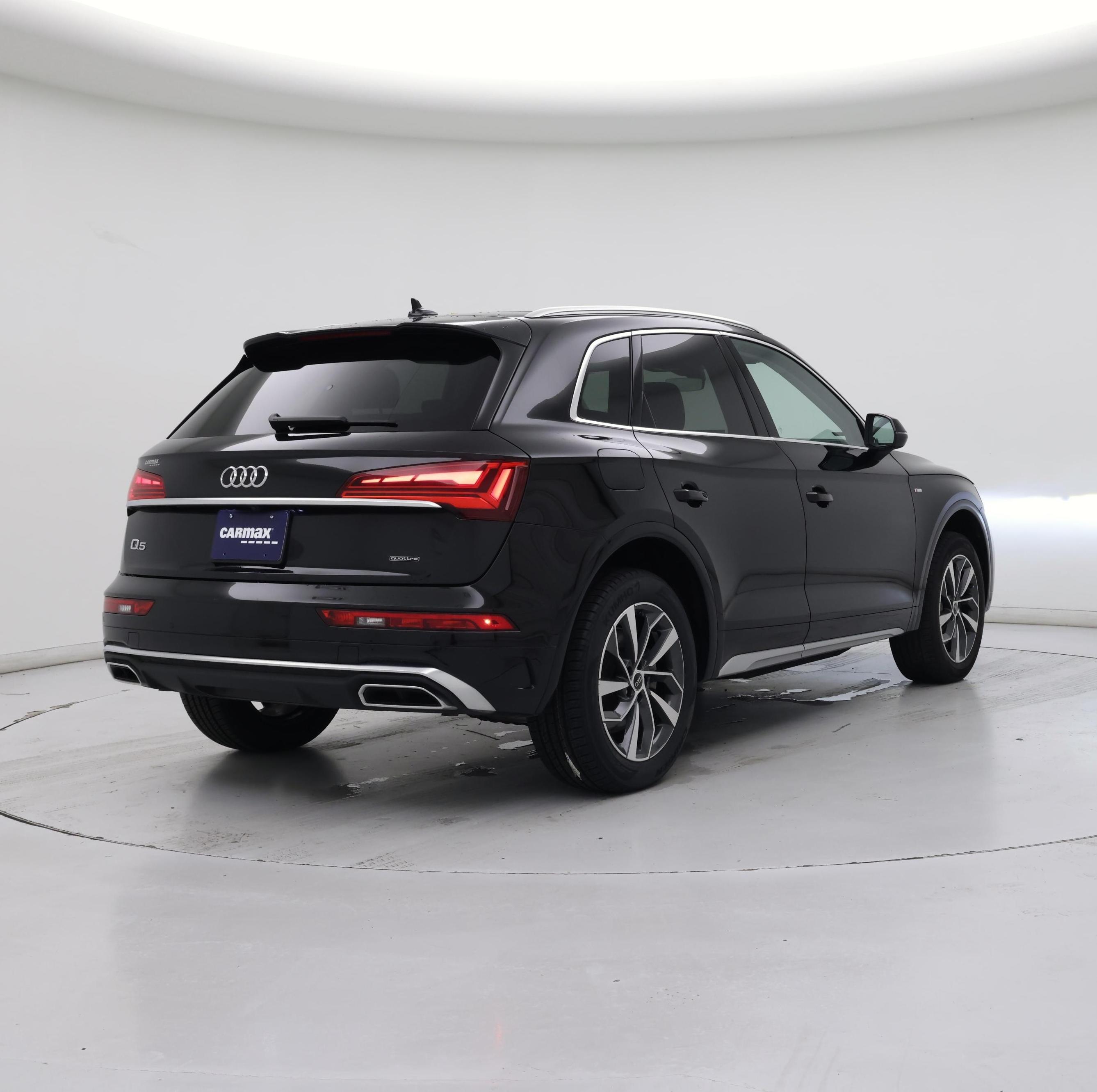 Thumbnail: 2023 Audi Q5 - 8