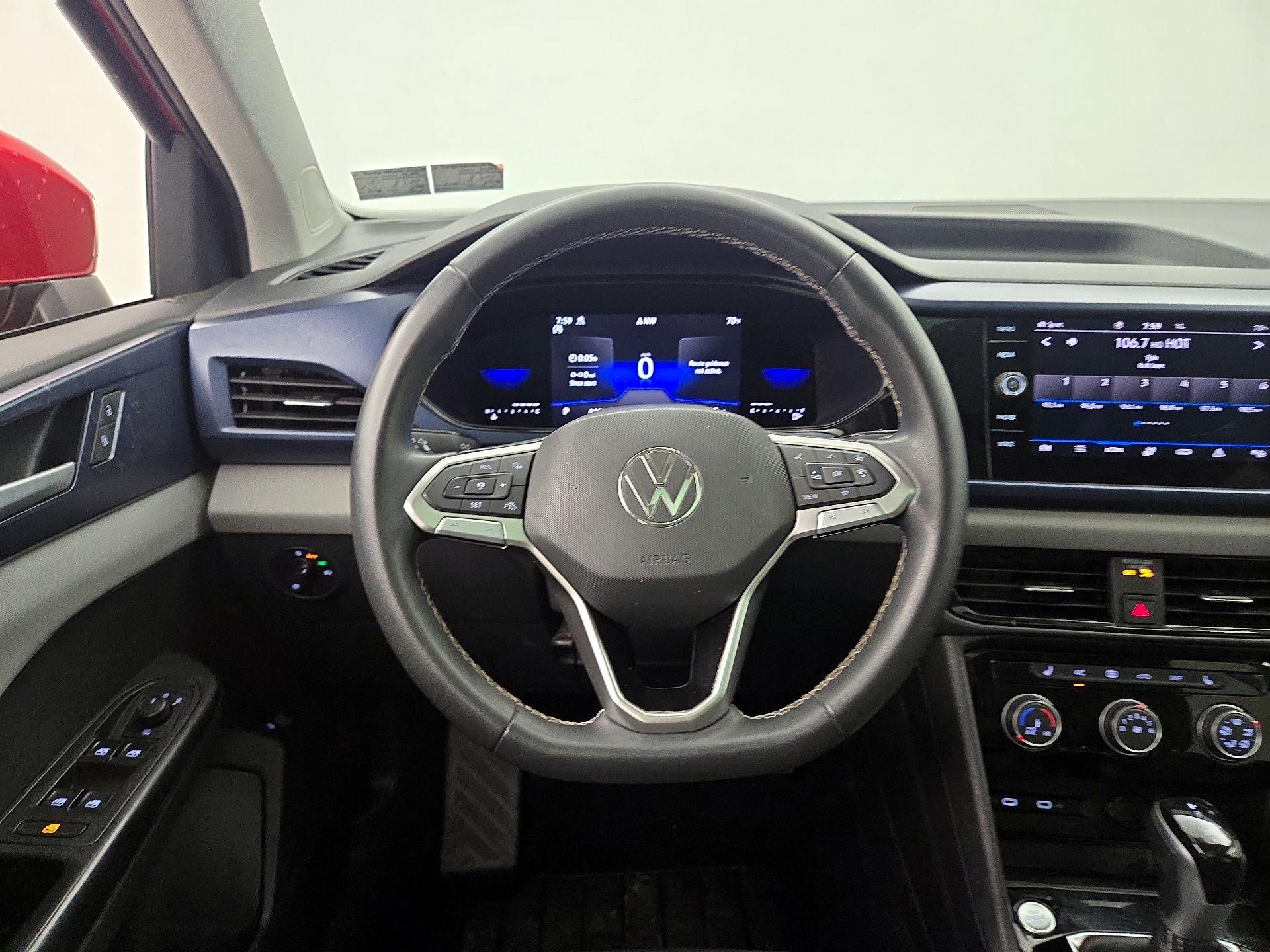 Thumbnail: 2023 Volkswagen Taos - 10