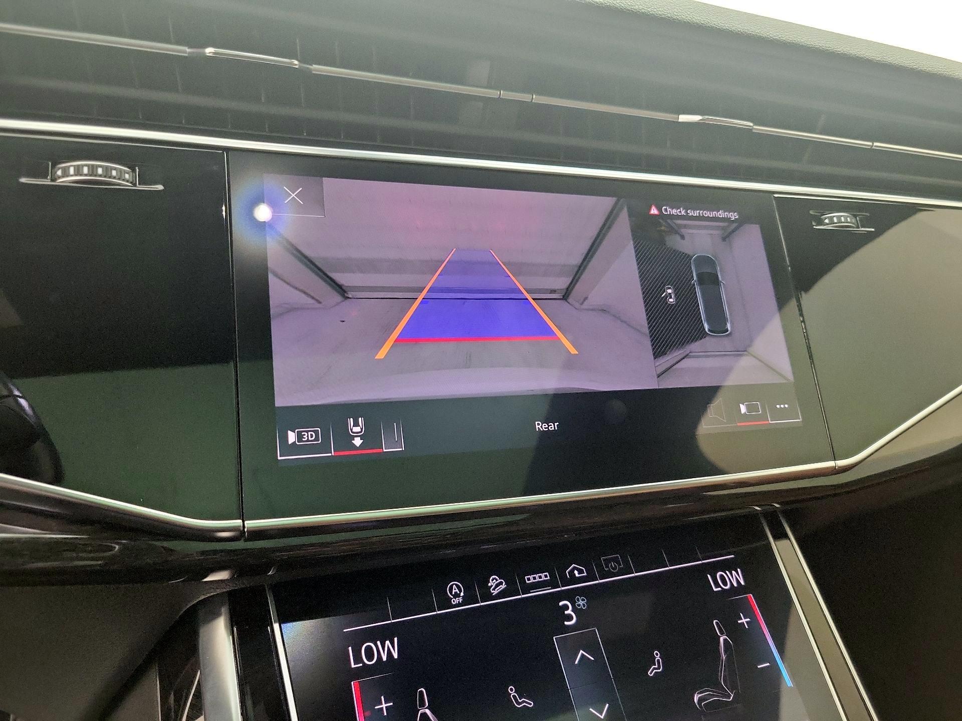 Thumbnail: 2023 Audi Q7 - 14