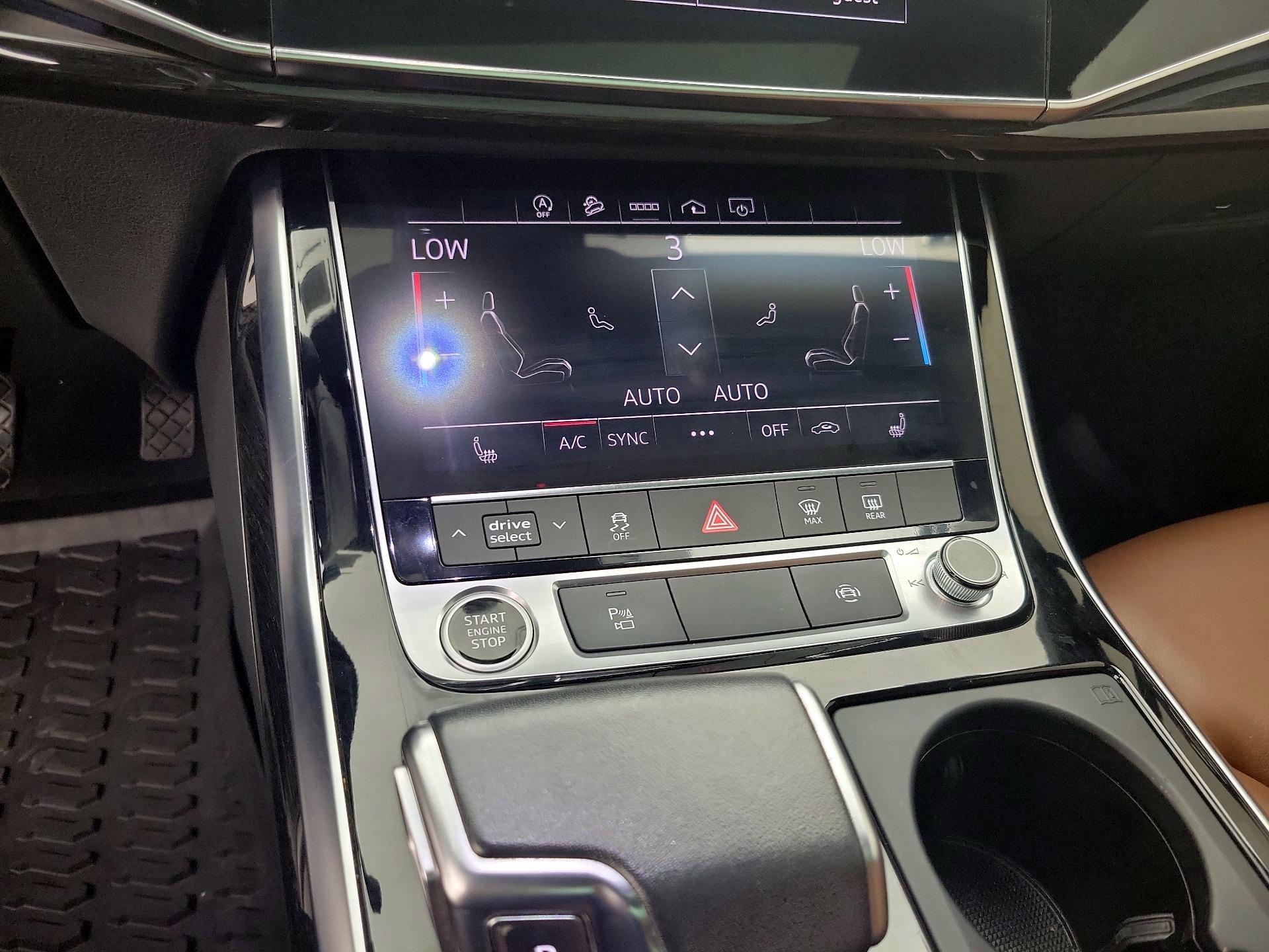 Thumbnail: 2023 Audi Q7 - 16