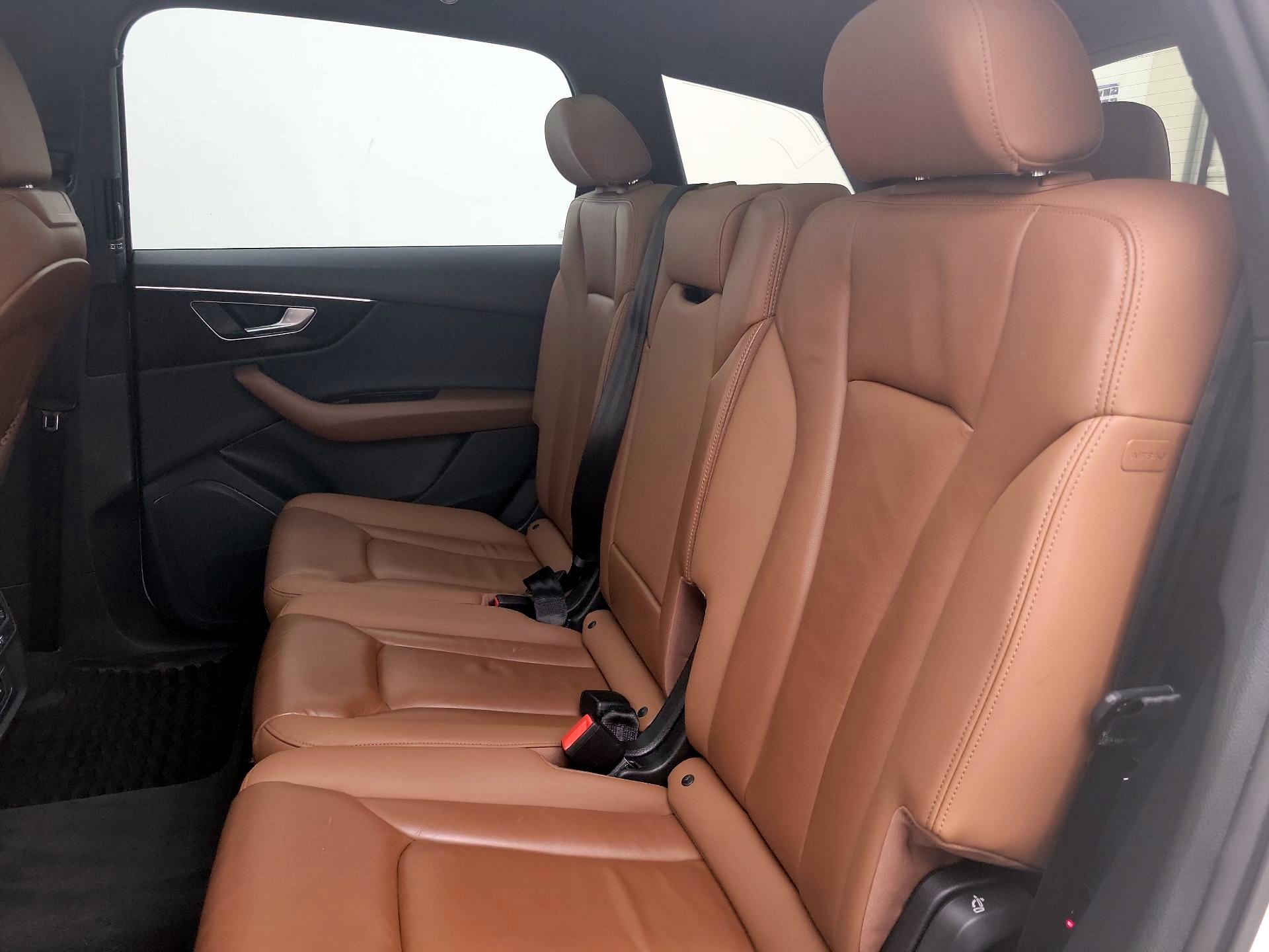 Thumbnail: 2023 Audi Q7 - 20
