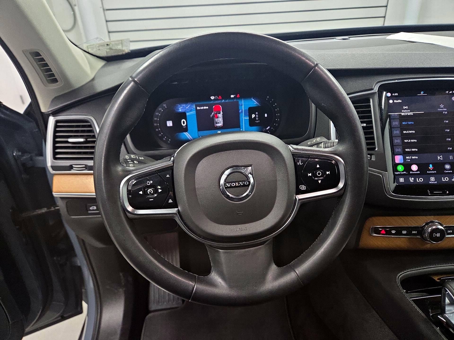 Thumbnail: 2023 Volvo XC90 - 10
