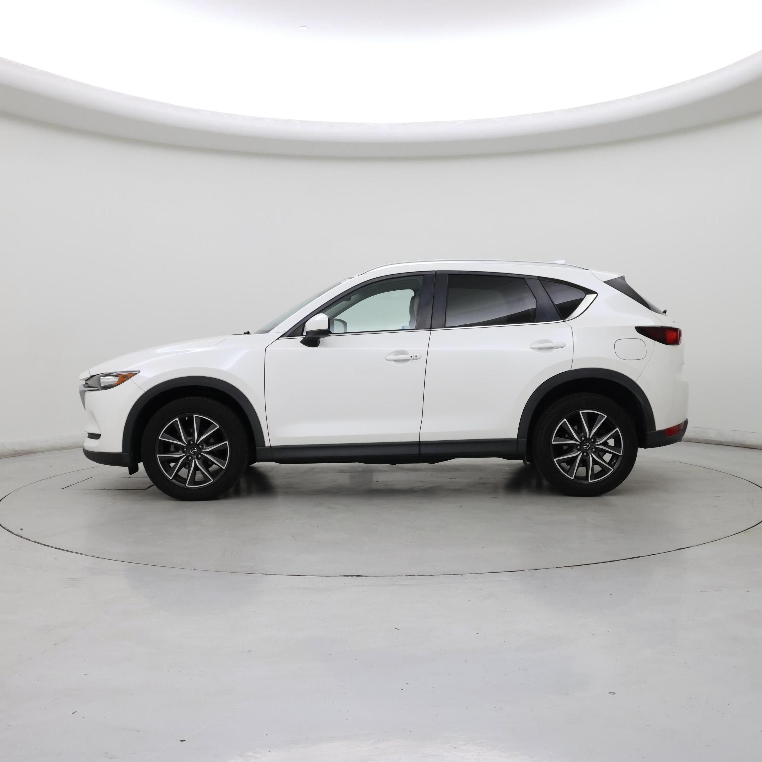 Thumbnail: 2018 Mazda CX-5 - 3