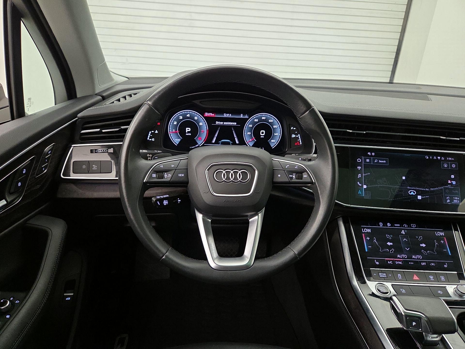 Thumbnail: 2023 Audi Q7 - 10