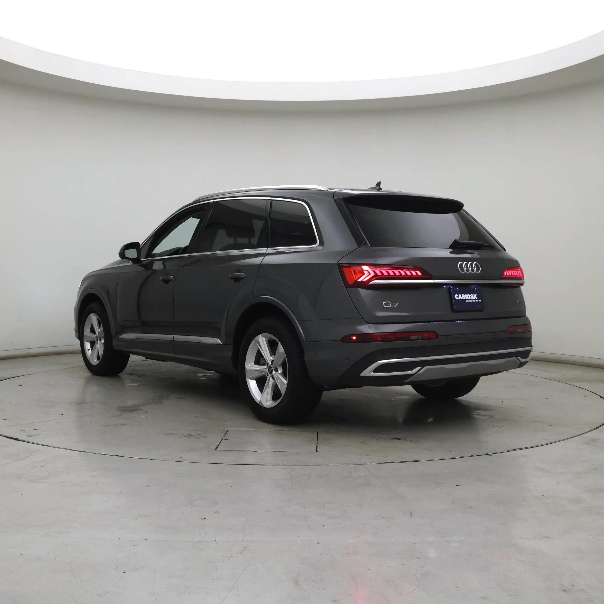 Thumbnail: 2023 Audi Q7 - 2