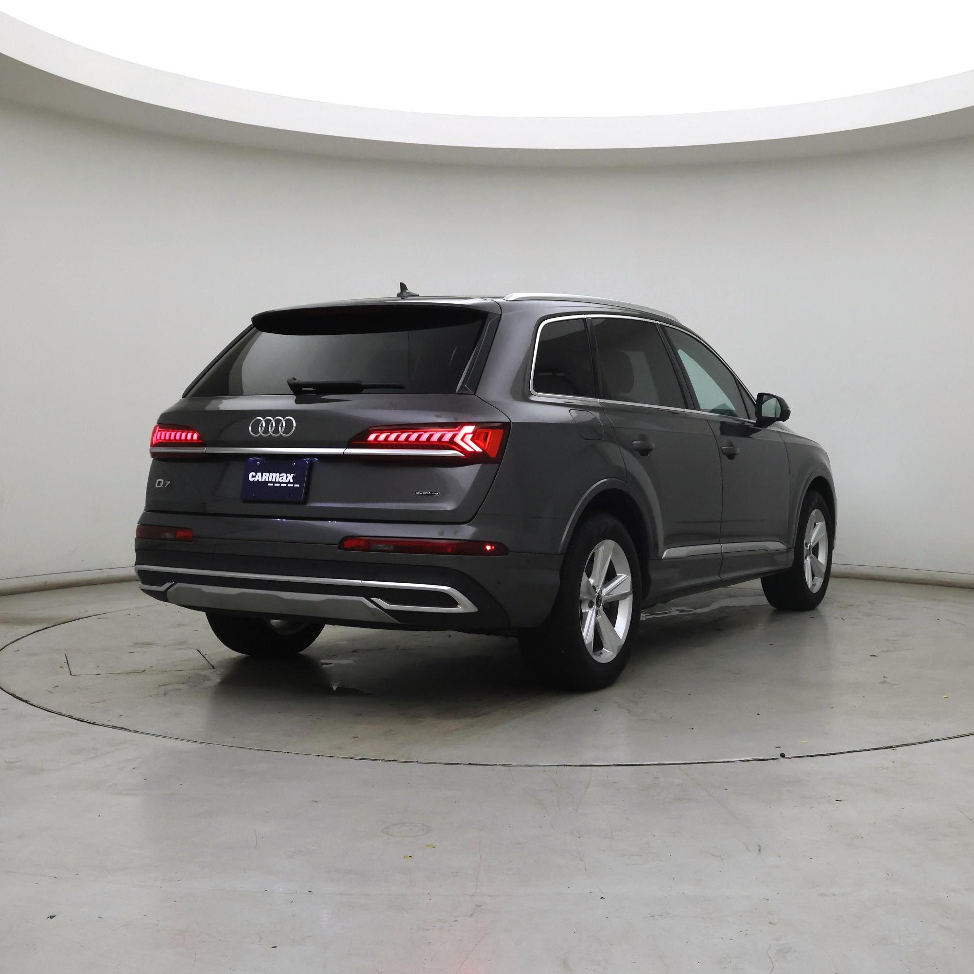 Thumbnail: 2023 Audi Q7 - 8