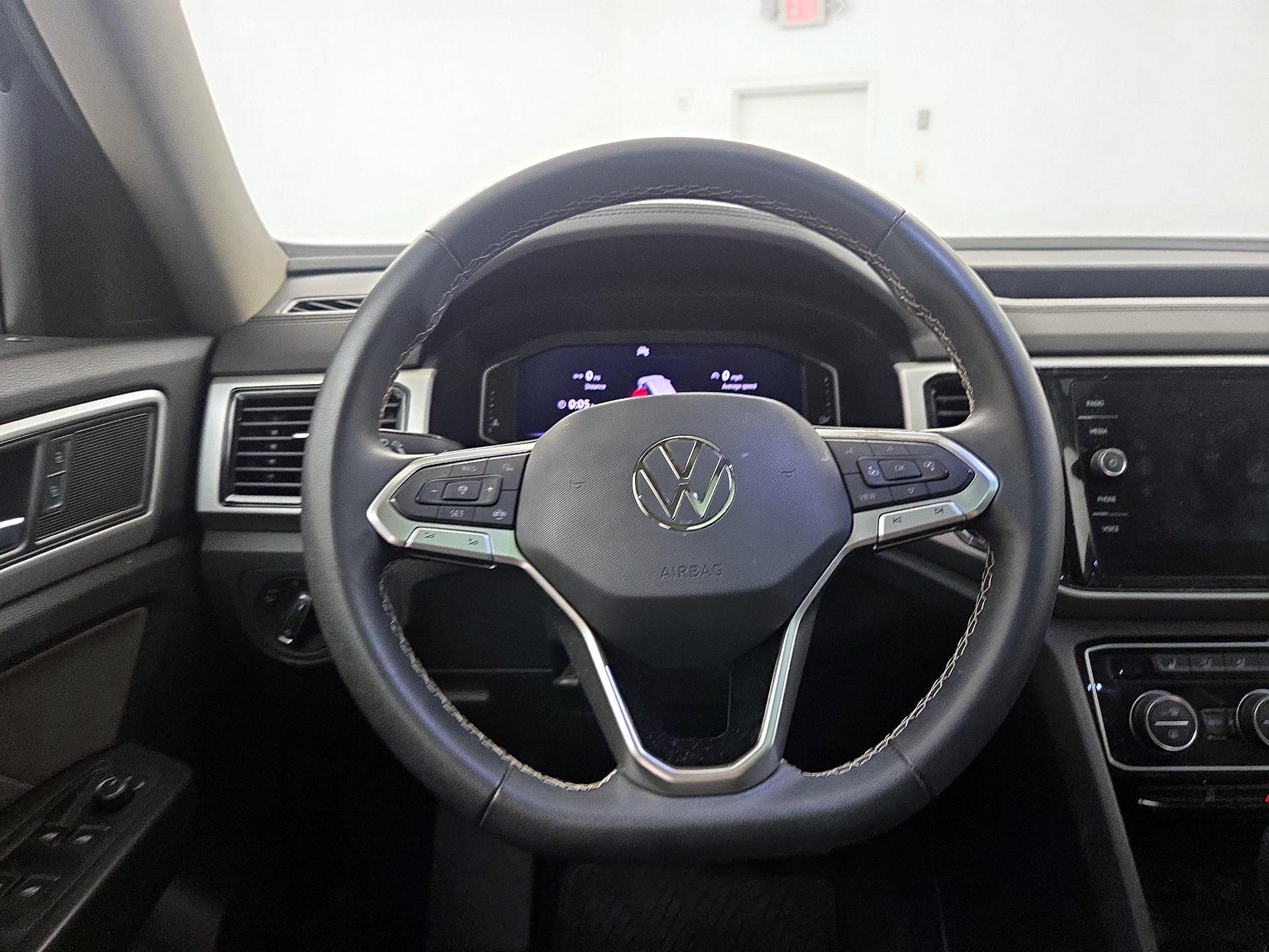 Thumbnail: 2023 Volkswagen Atlas - 10