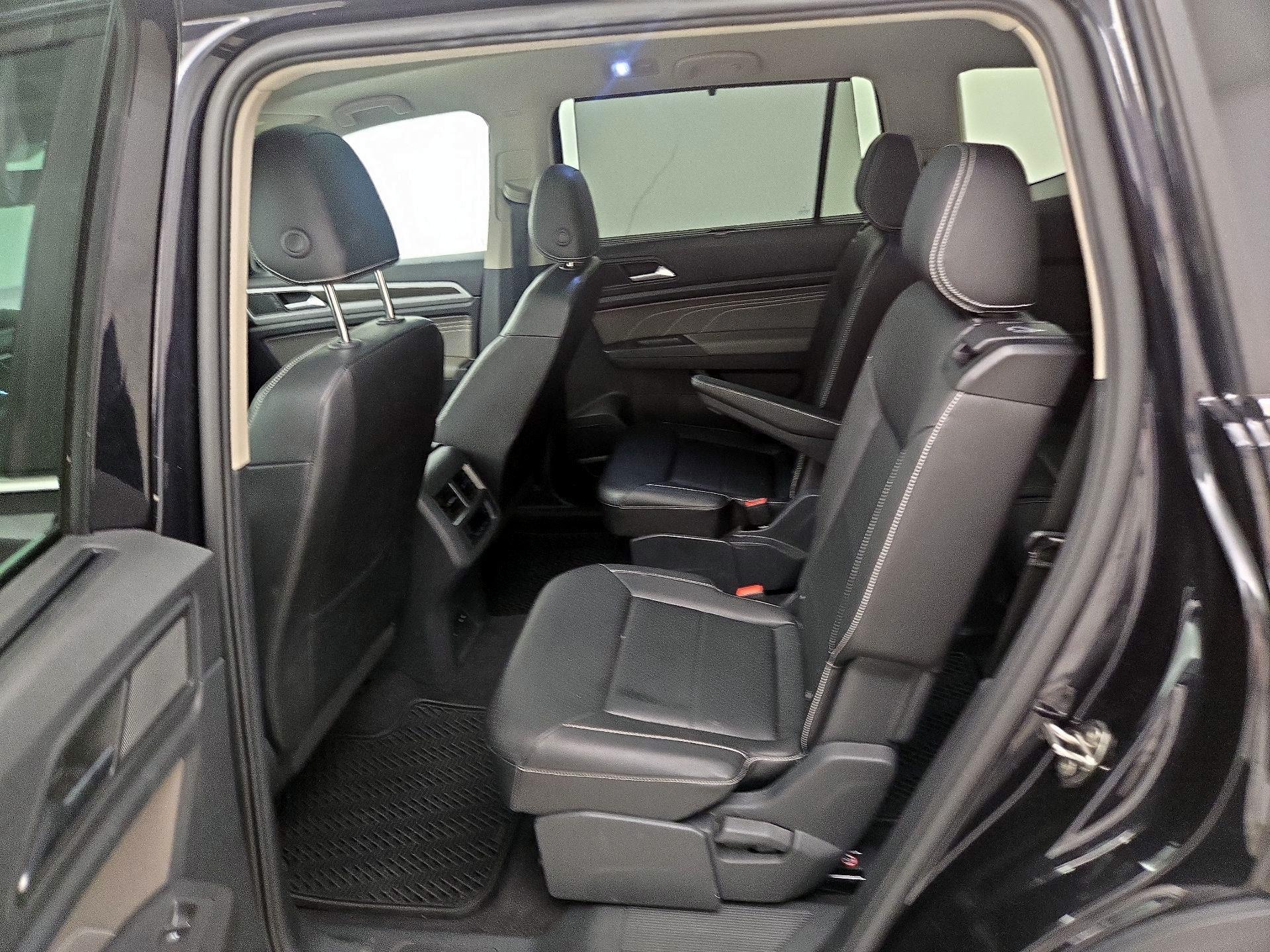 Thumbnail: 2023 Volkswagen Atlas - 20