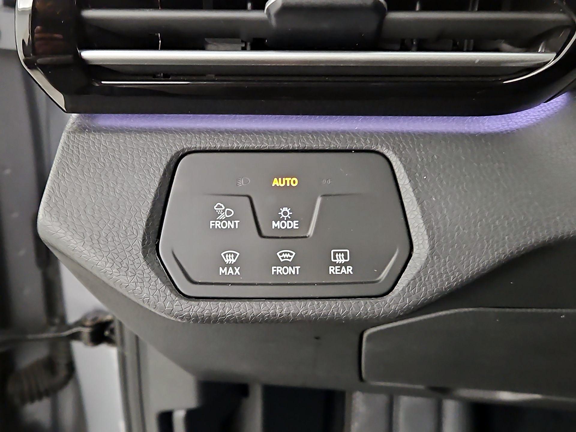 Thumbnail: 2023 Volkswagen ID.4 - 11