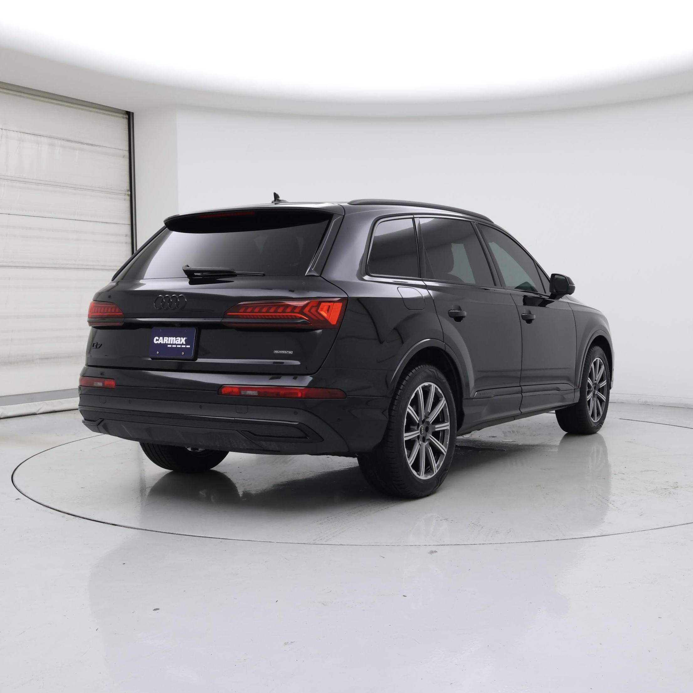 Thumbnail: 2023 Audi Q7 - 8