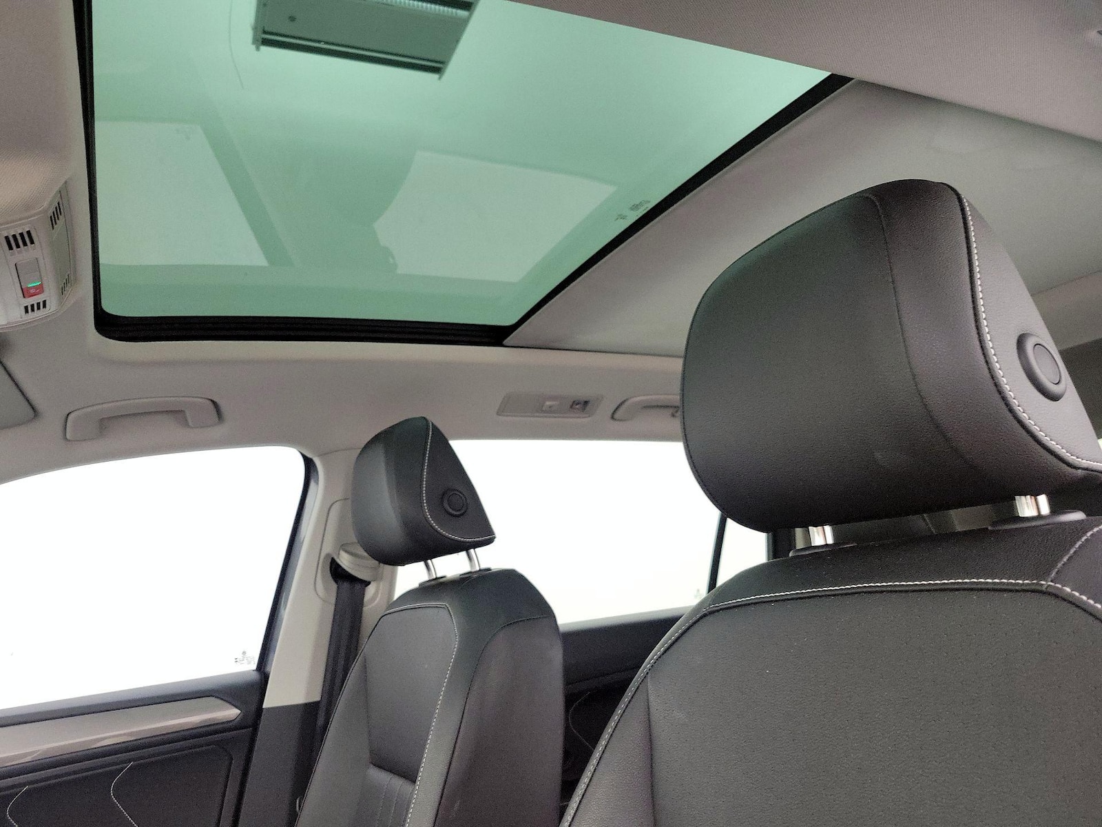2023 Volkswagen Tiguan SE - Photo 20