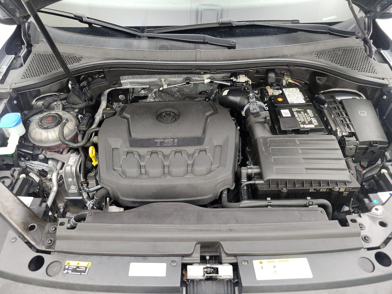 2023 Volkswagen Tiguan SE - Photo 25