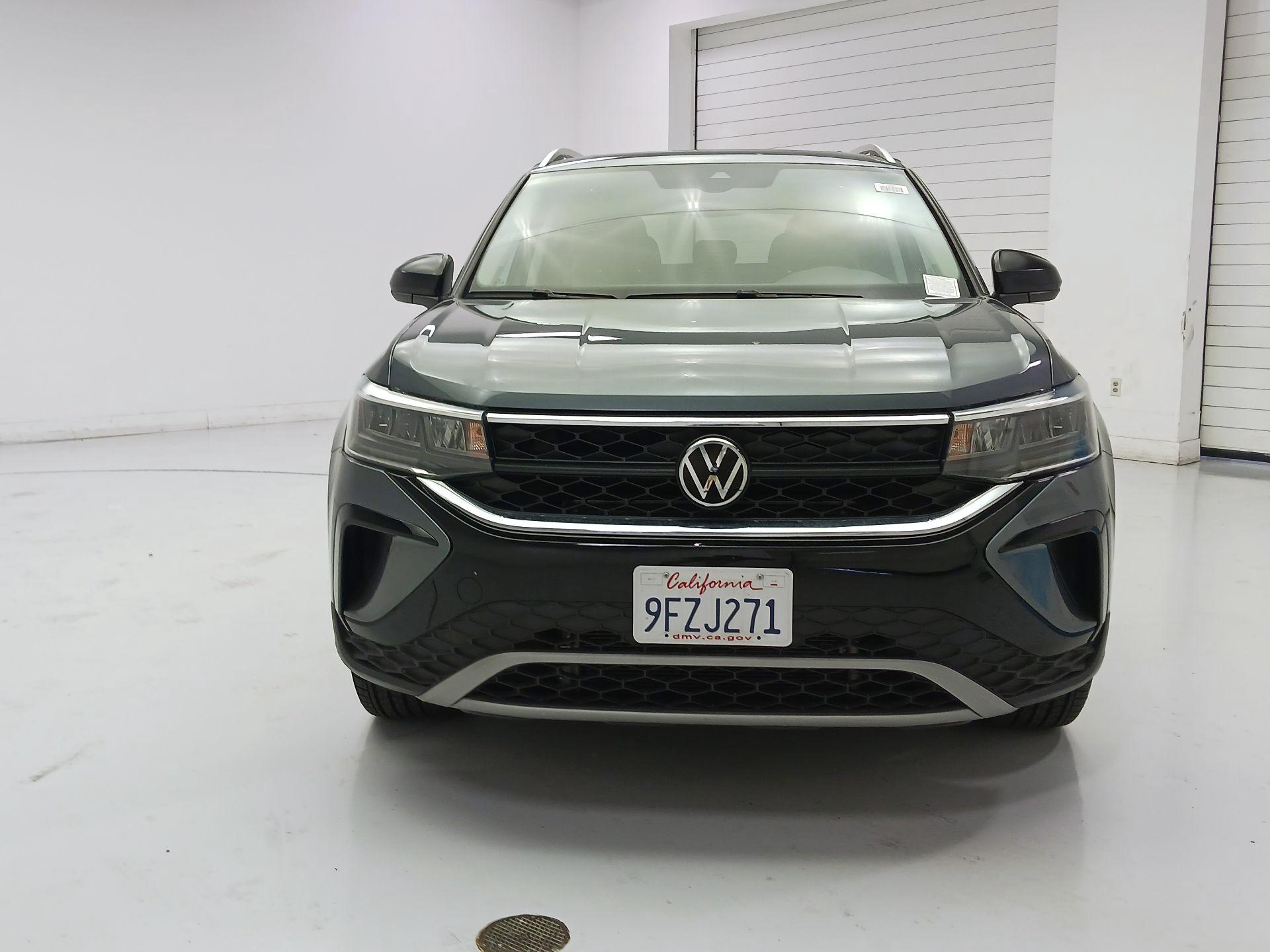 Thumbnail: 2023 Volkswagen Taos - 2