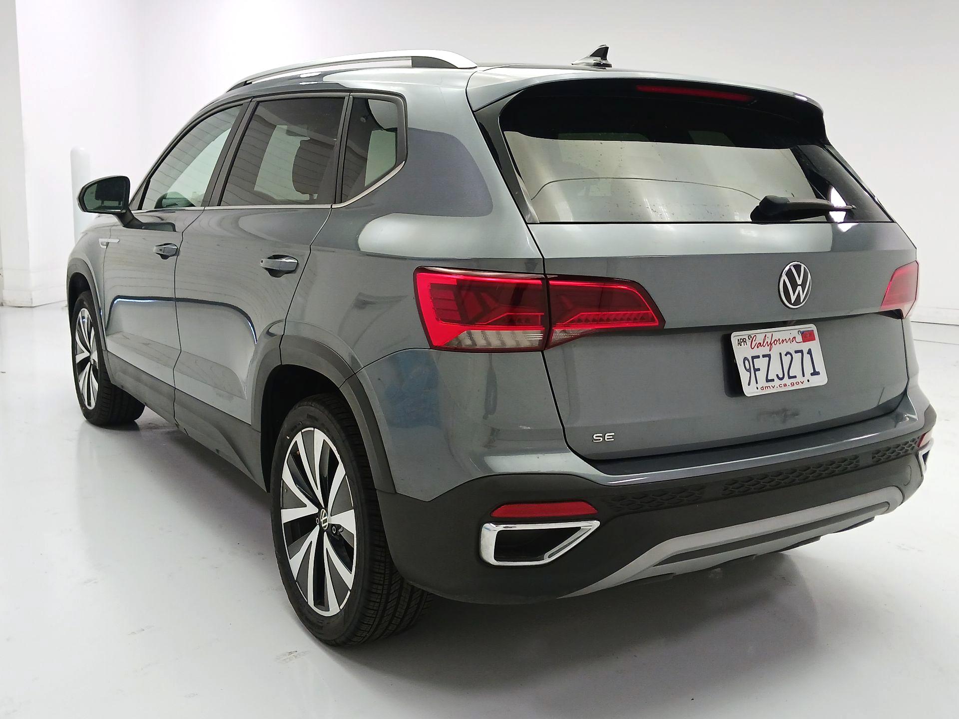 Thumbnail: 2023 Volkswagen Taos - 7