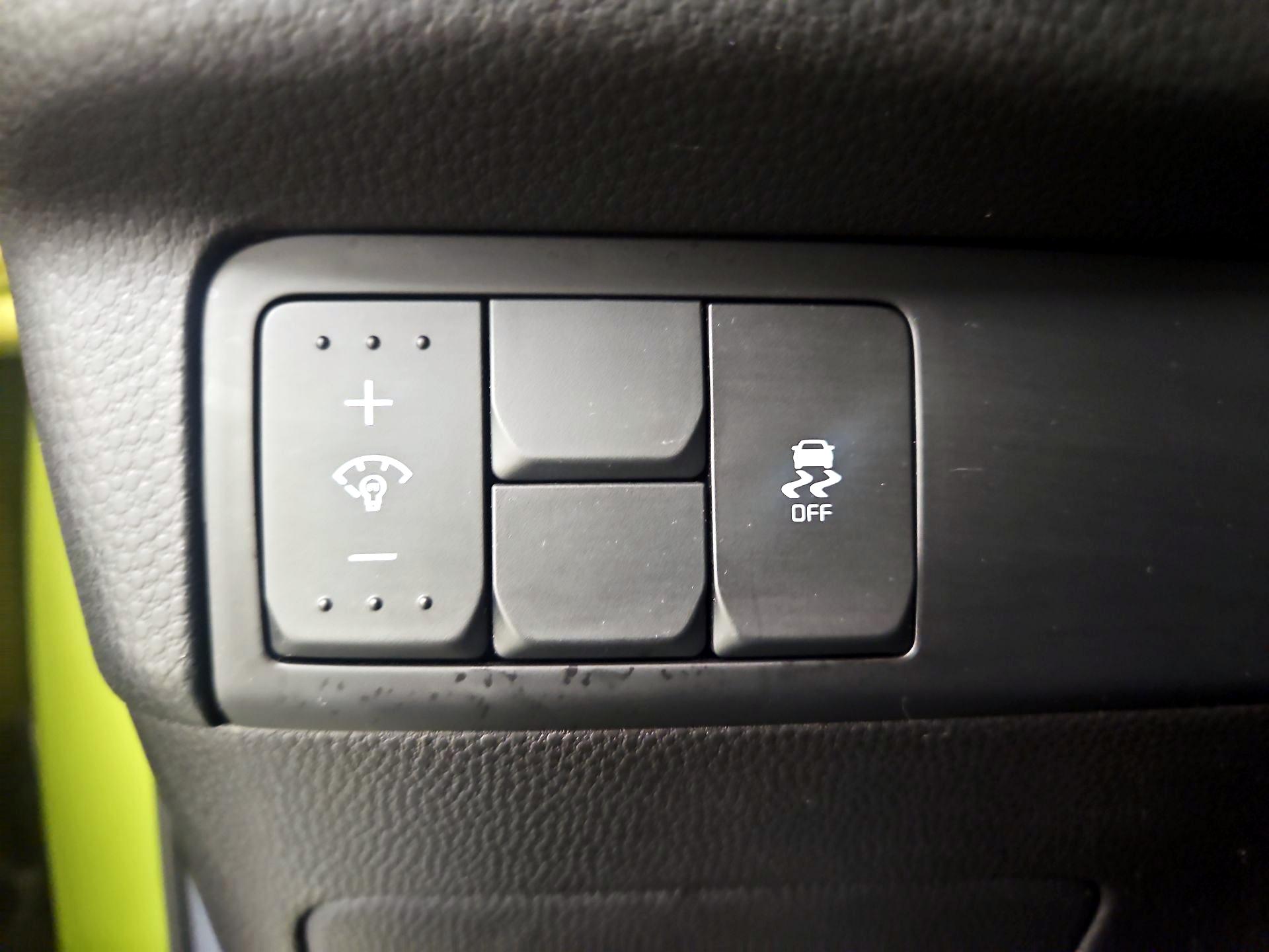 Thumbnail: 2015 Kia Soul - 13