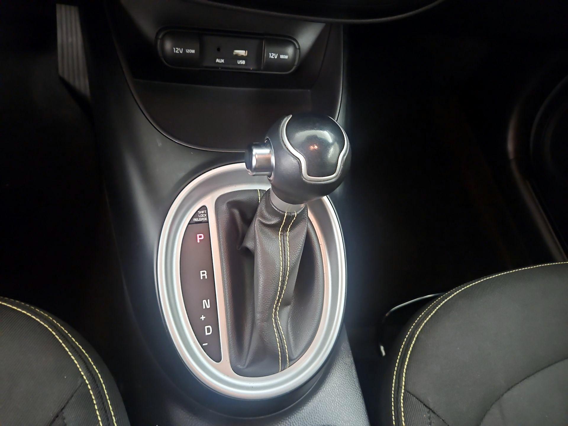 Thumbnail: 2015 Kia Soul - 16