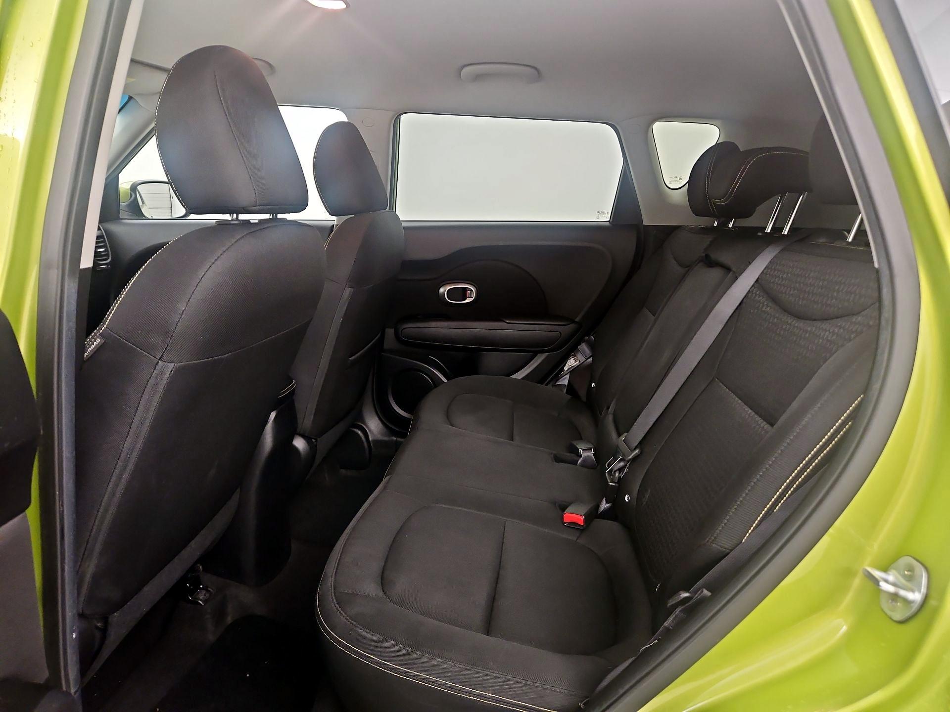 Thumbnail: 2015 Kia Soul - 18