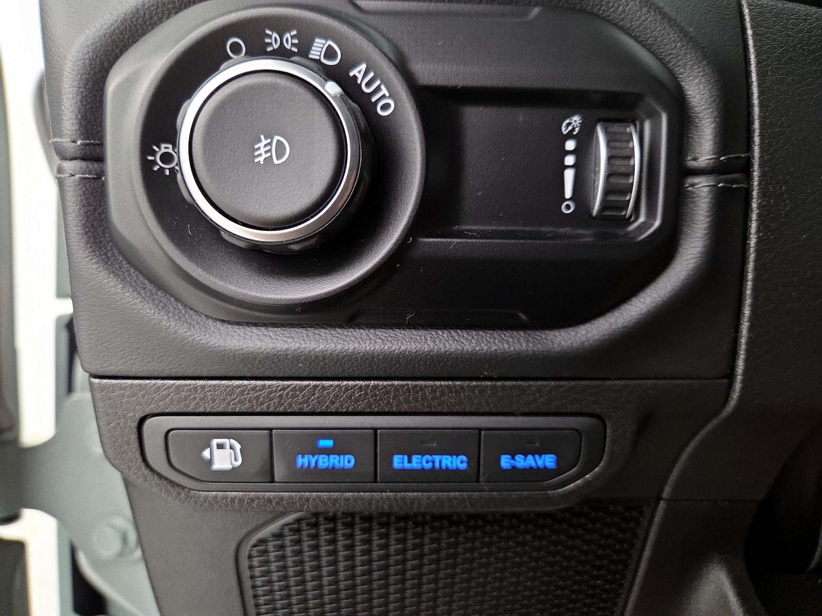 2024 Jeep Wrangler 4xe Sahara 4XE - Photo 14