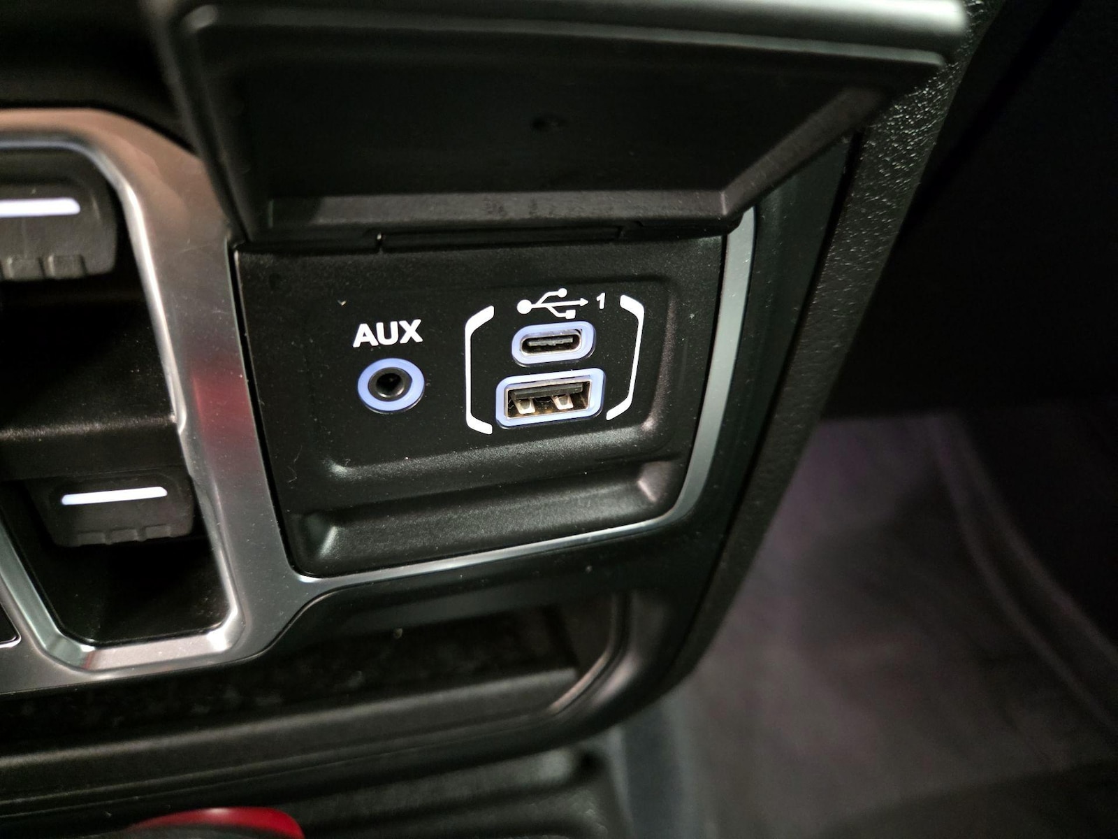 2024 Jeep Wrangler 4xe Sahara 4XE - Photo 19