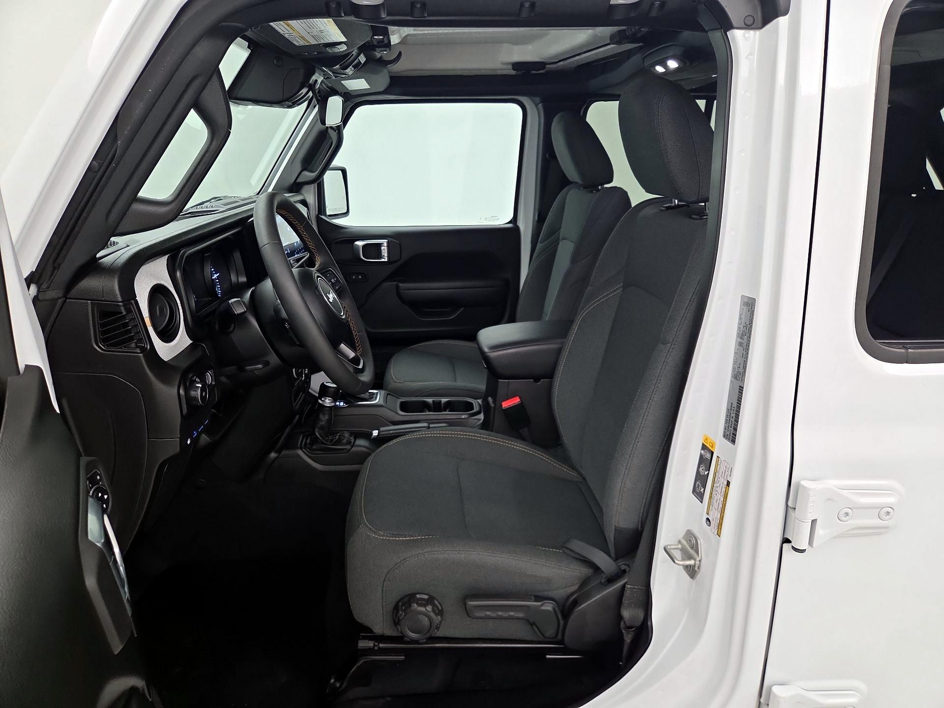 Thumbnail: 2024 Jeep Wrangler - 11