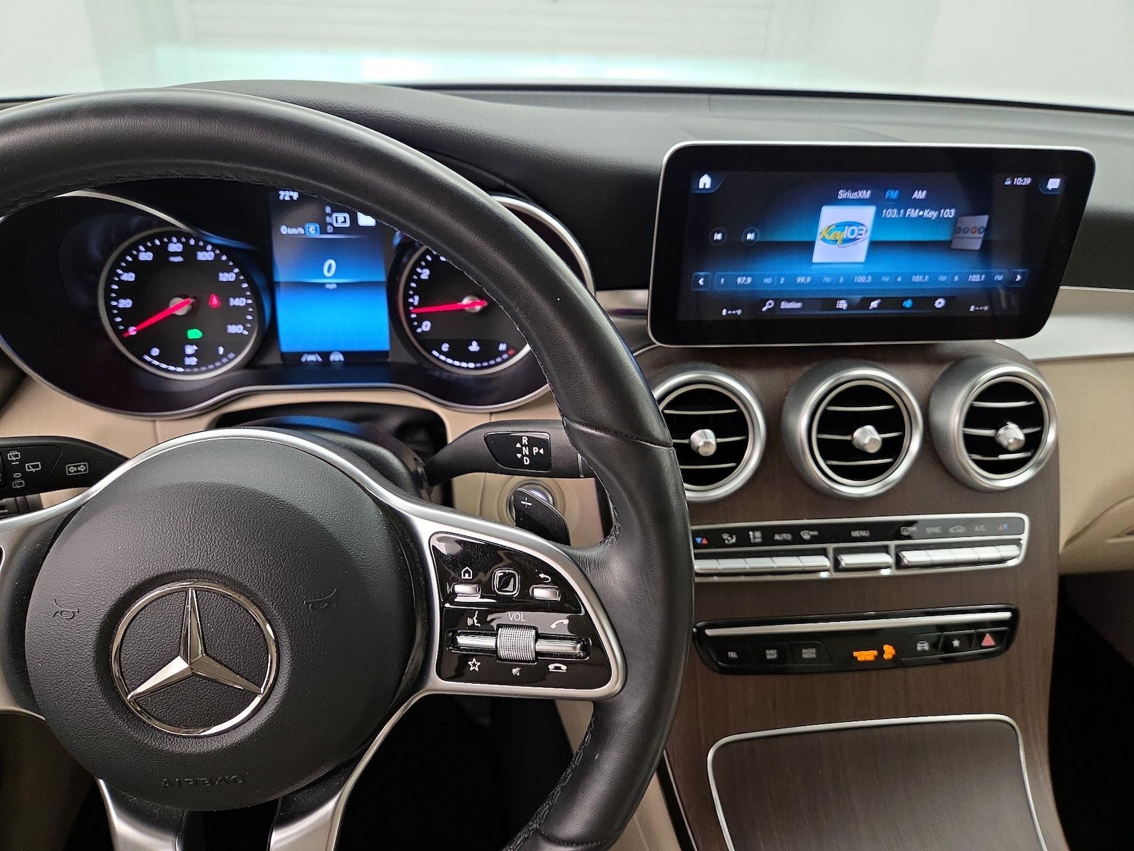 2022 Mercedes-Benz GLC GLC300 - Photo 19